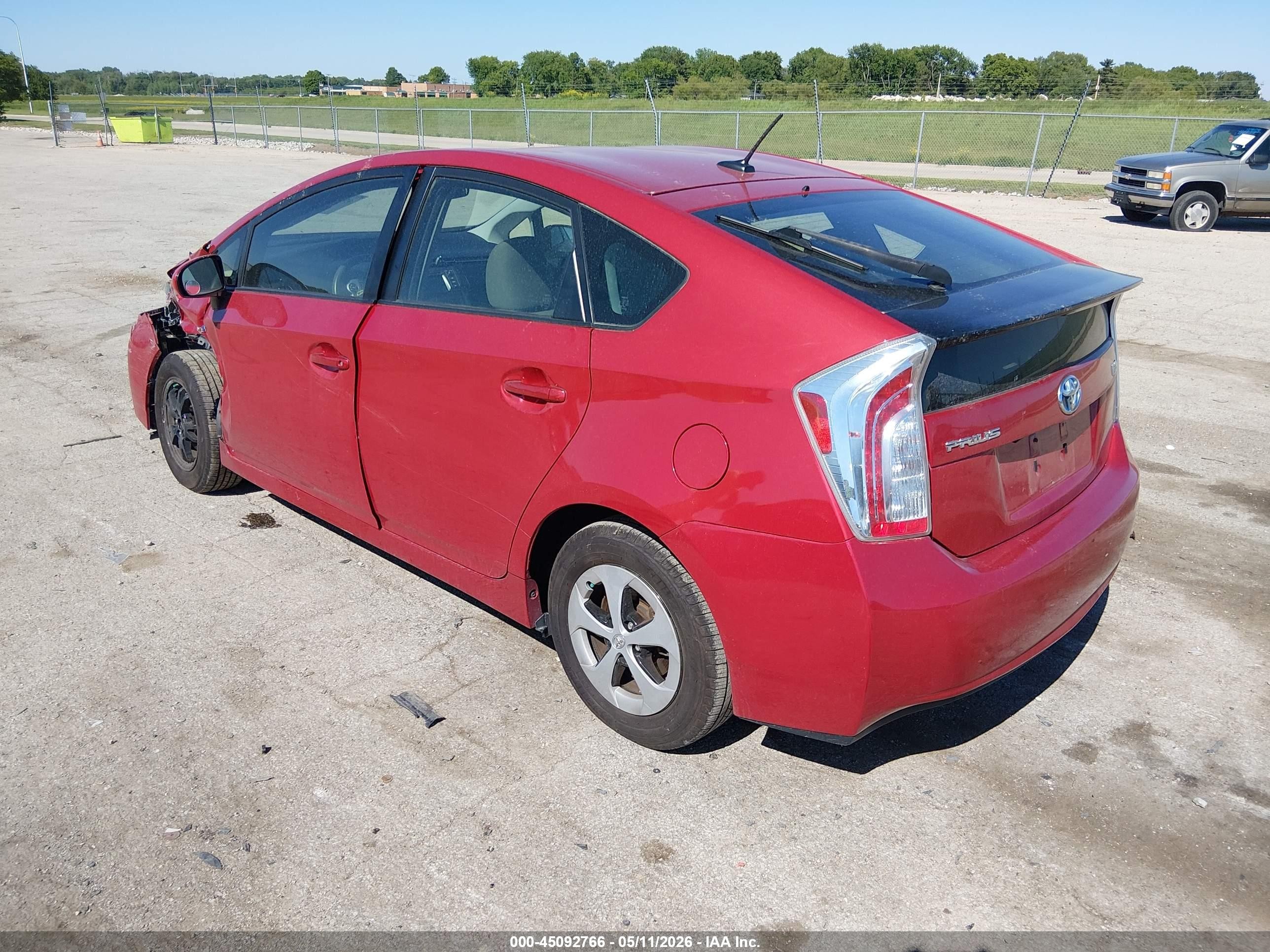 2015 Toyota Prius Three Red vin: JTDKN3DU5F0419124