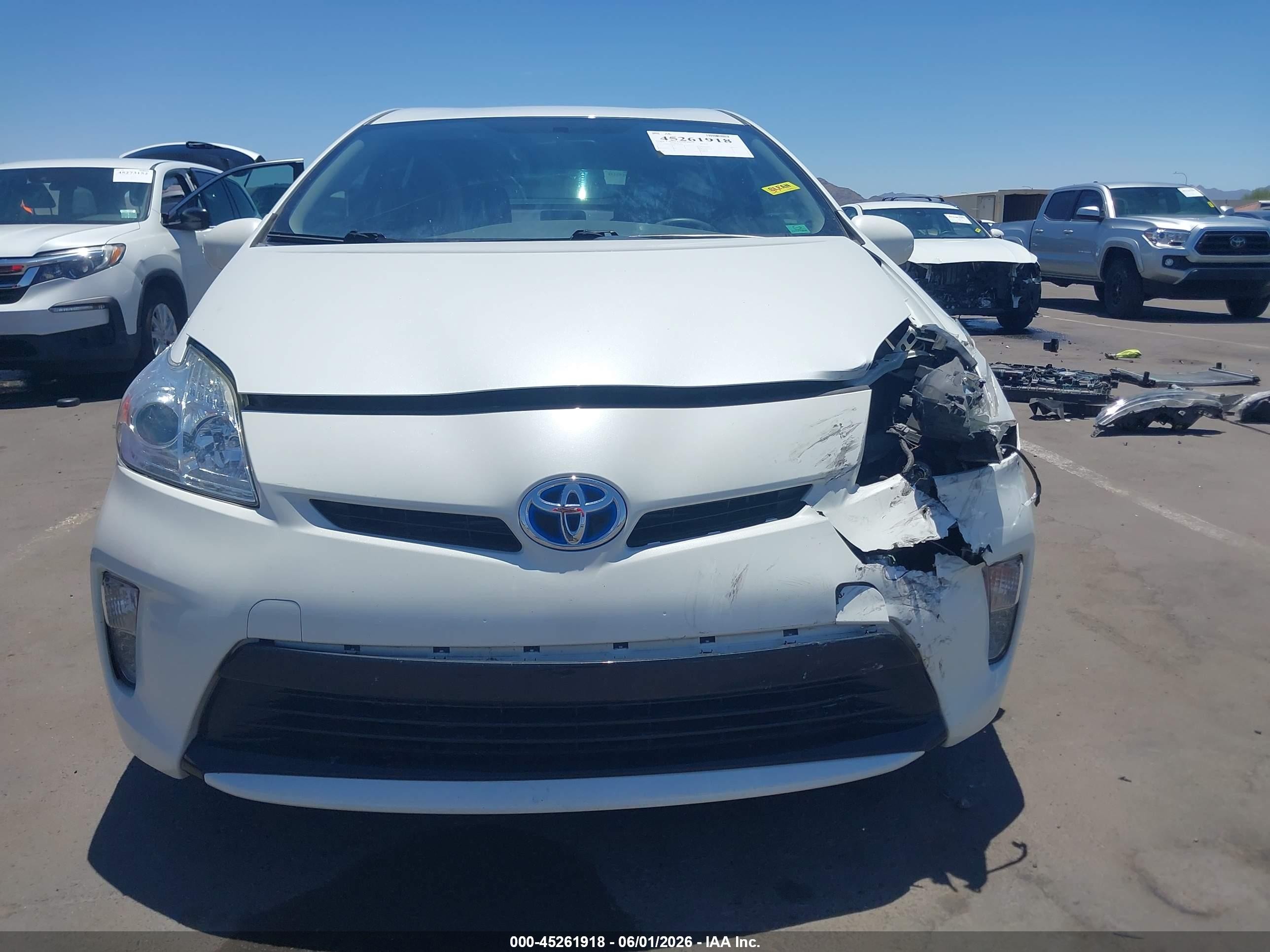 2015 Toyota Prius Two White vin: JTDKN3DU5F0439647