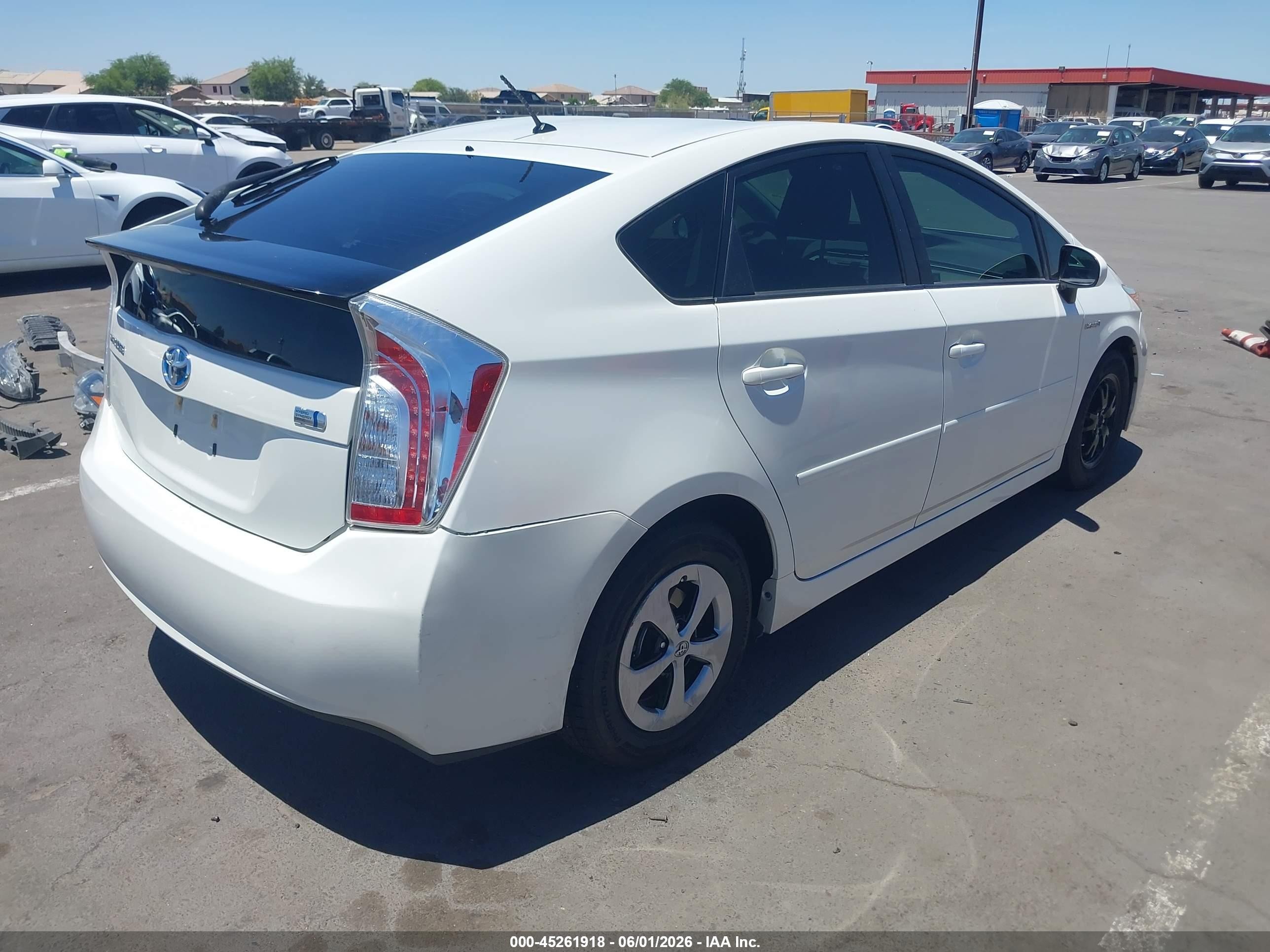 2015 Toyota Prius Two White vin: JTDKN3DU5F0439647