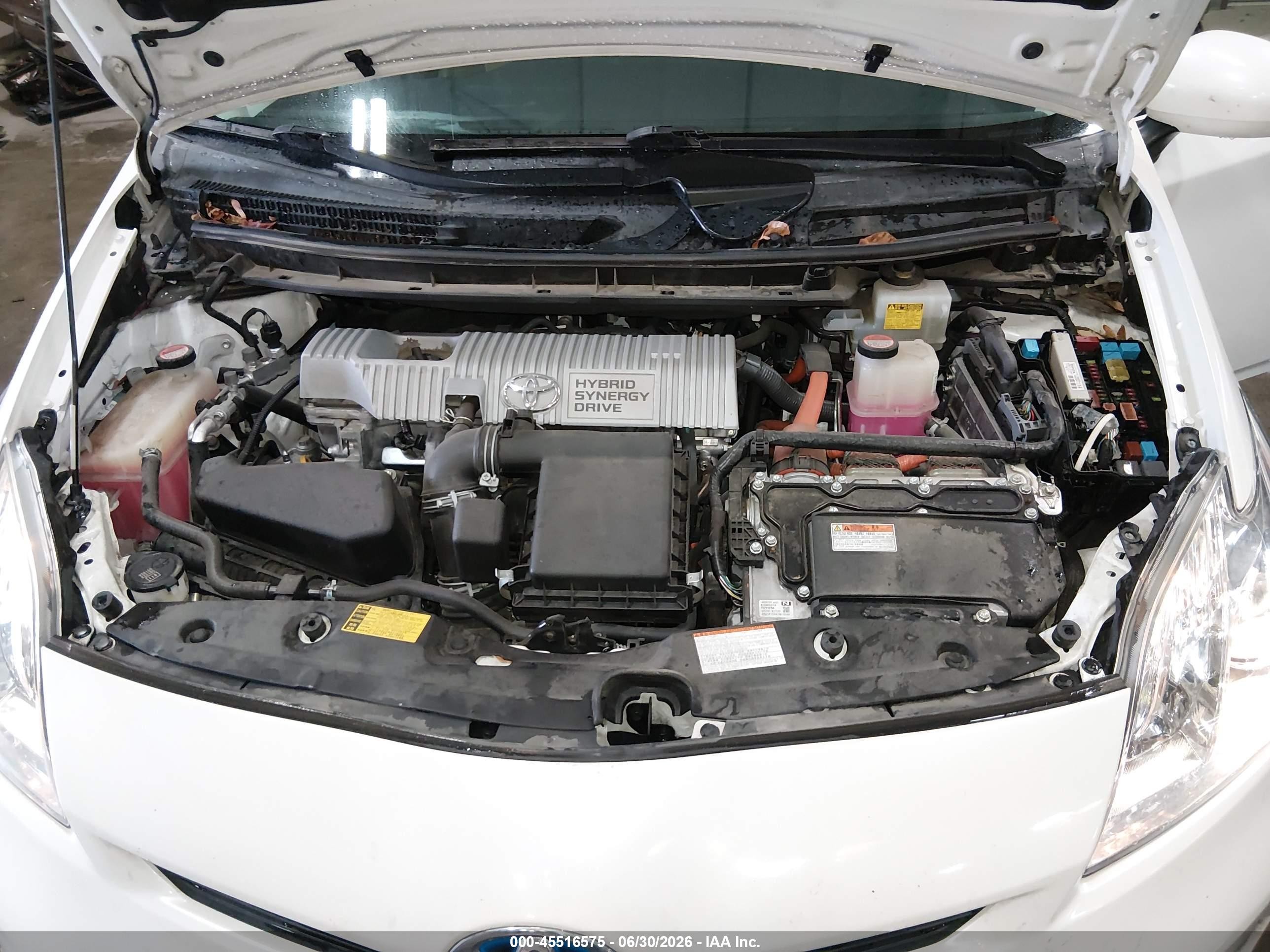 2015 Toyota Prius Four Белый vin: JTDKN3DU5F0450499