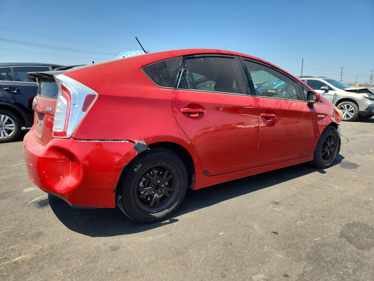 2015 Toyota Prius Two Burgundy vin: JTDKN3DU5F0463169
