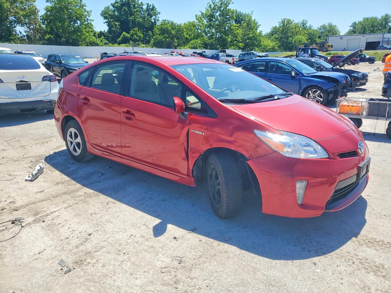 2015 Toyota Prius Four Red vin: JTDKN3DU5F0468629