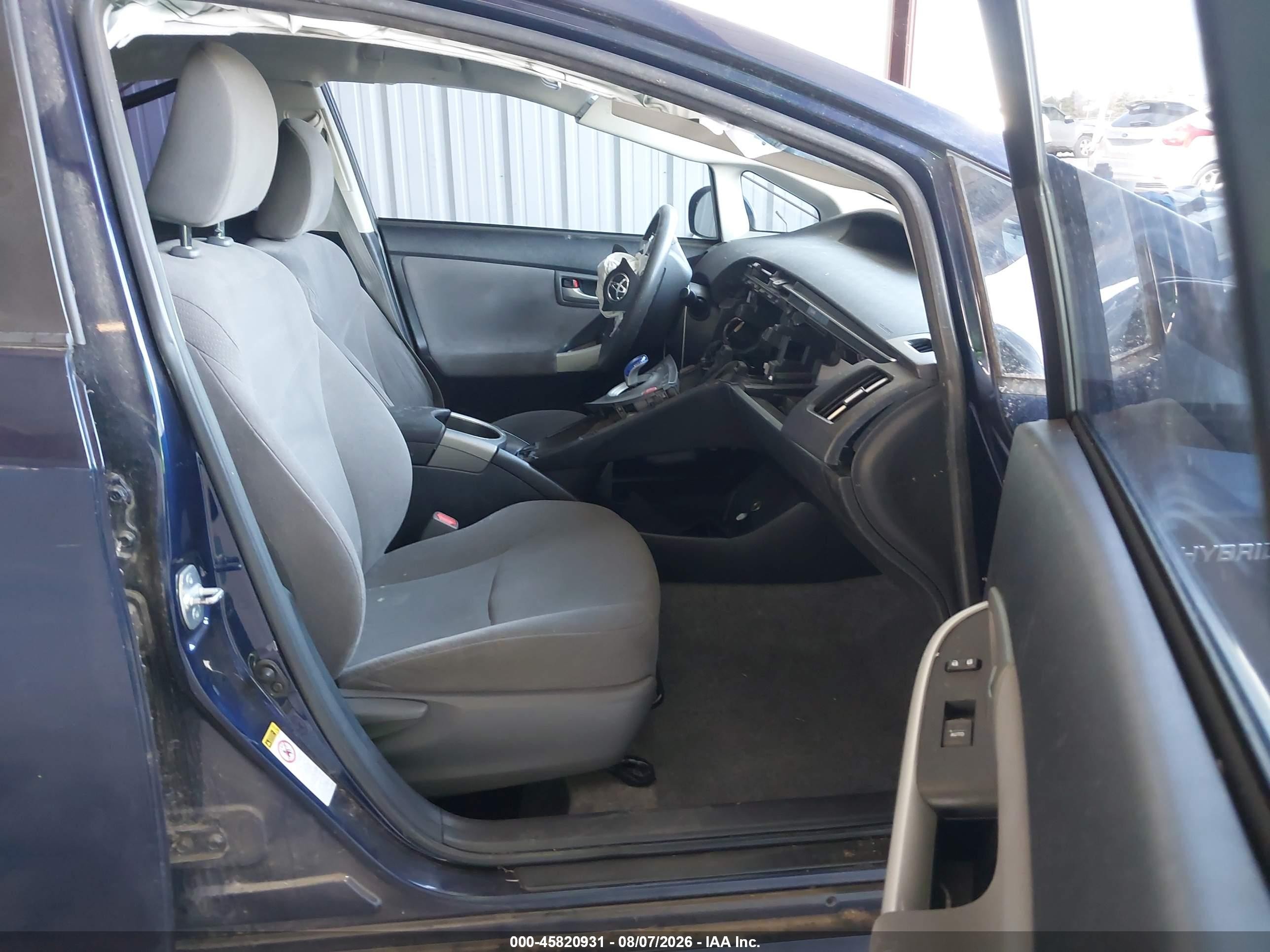 2015 Toyota Prius Two Dark Blue vin: JTDKN3DU5F1891737