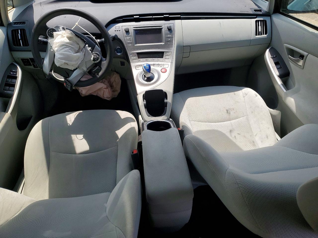 2015 Toyota Prius Two Turquoise vin: JTDKN3DU5F1905328