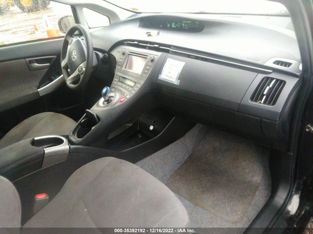 2015 Toyota Prius Four Black vin: JTDKN3DU5F1910061