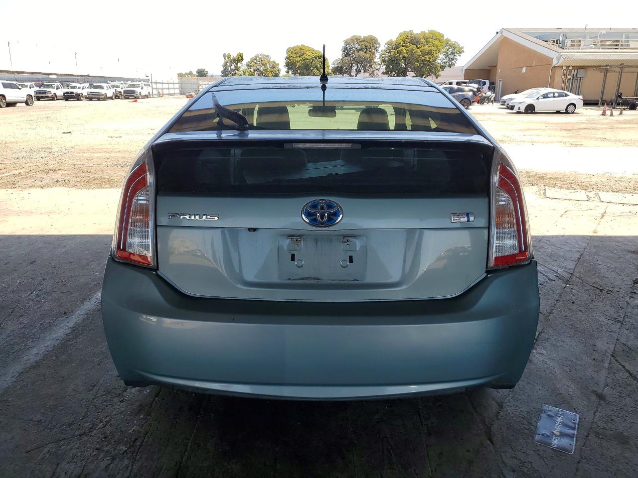 2015 Toyota Prius Two Turquoise vin: JTDKN3DU5F1911565