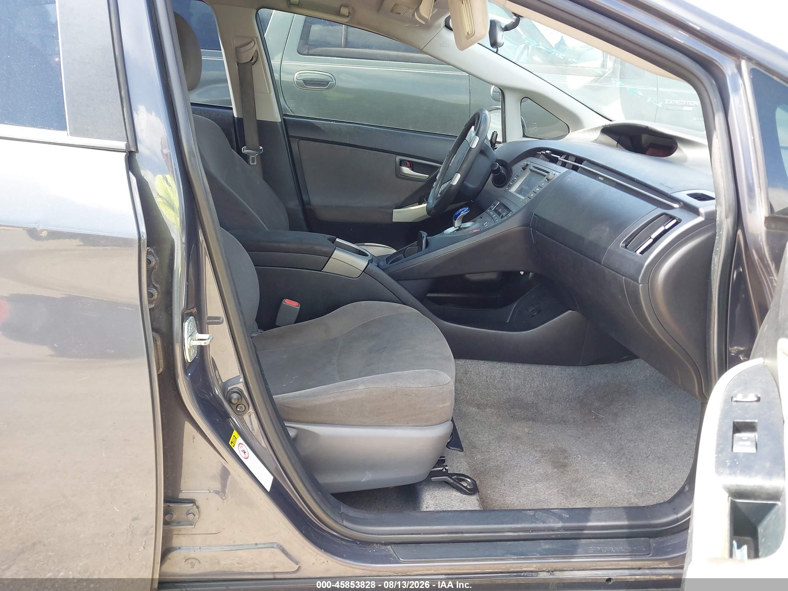 2015 Toyota Prius Two Gray vin: JTDKN3DU5F1918385