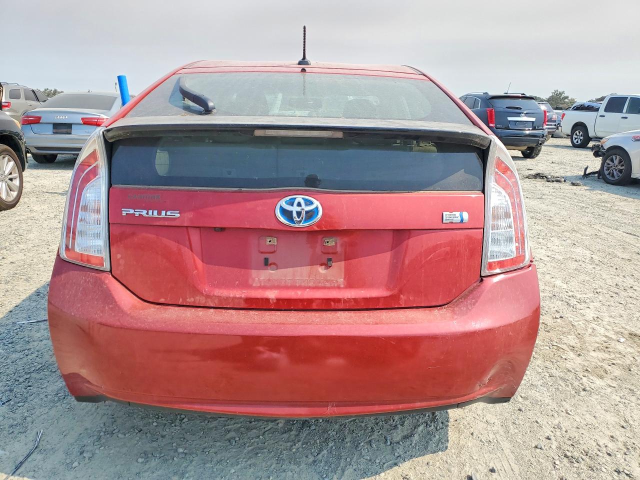 2015 Toyota Prius Four Красный vin: JTDKN3DU5F1945120