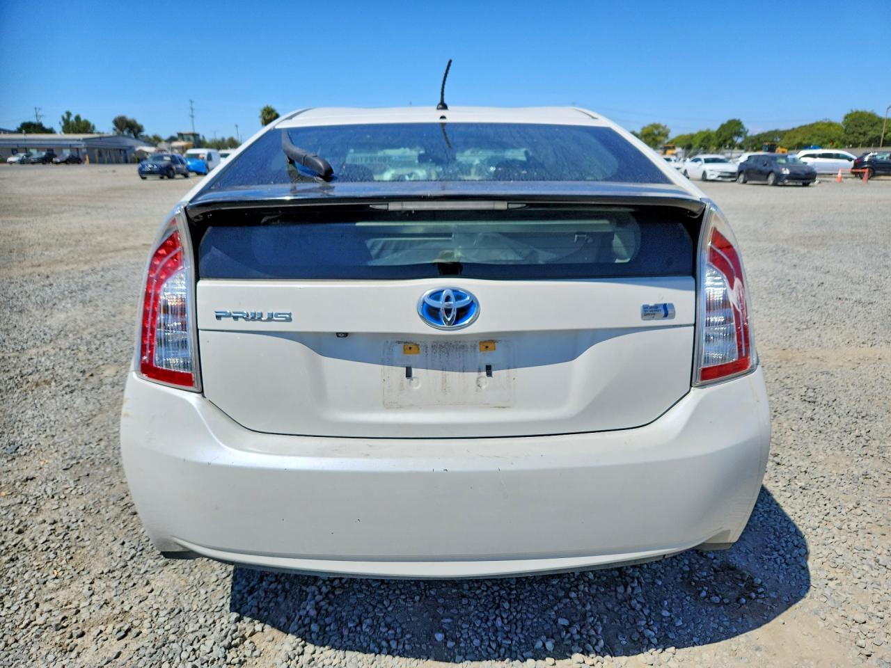 2015 Toyota Prius Two White vin: JTDKN3DU5F1979557