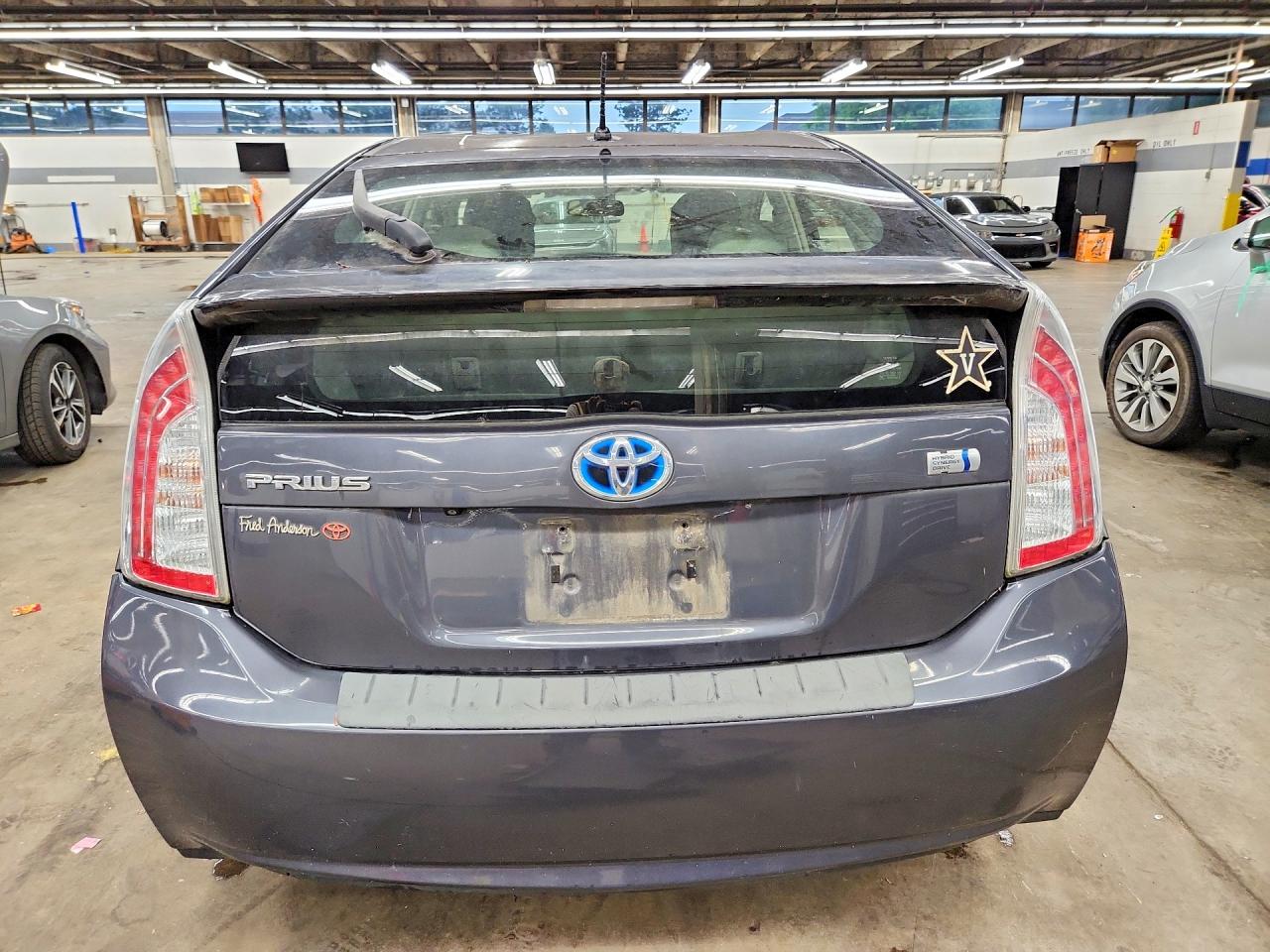 2015 Toyota Prius Two Gray vin: JTDKN3DU5F1997671