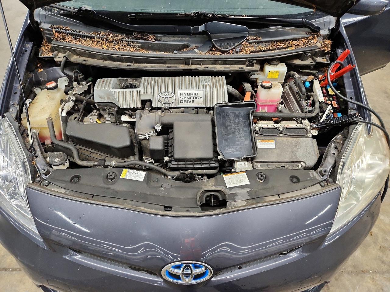 2015 Toyota Prius Two Gray vin: JTDKN3DU5F1997671