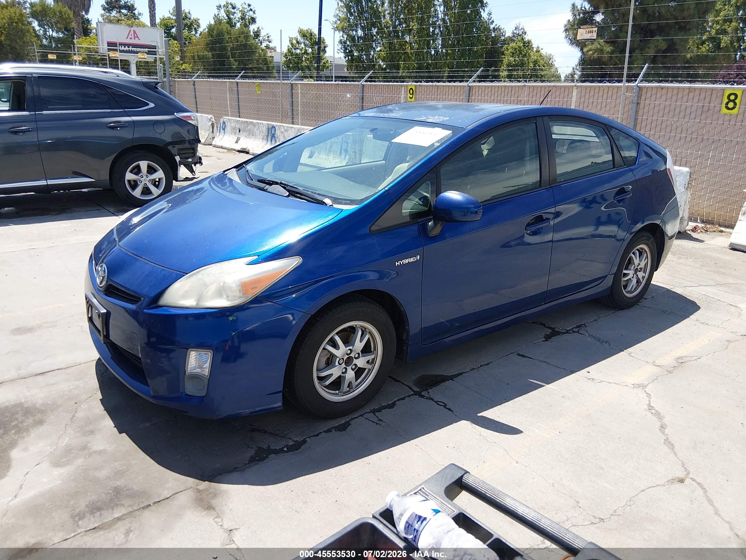 2010 Toyota Prius Iii Синий vin: JTDKN3DU6A0029657