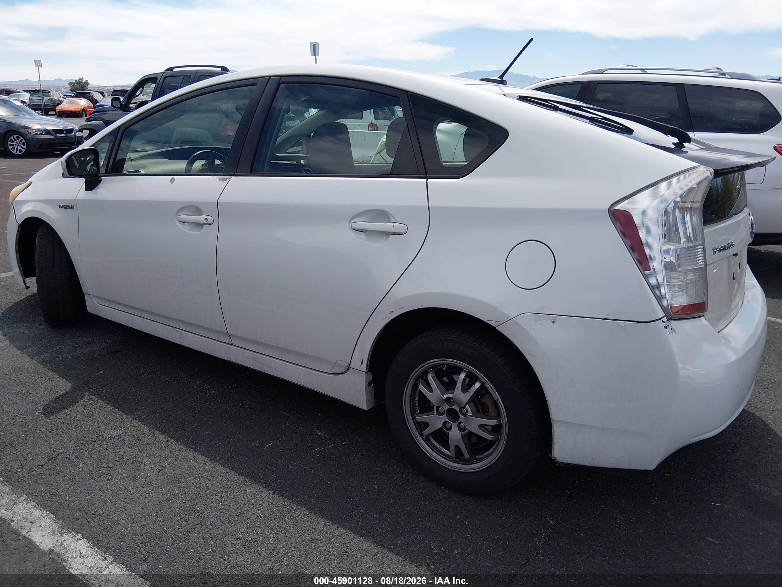 2010 Toyota Prius   White vin: JTDKN3DU6A0061041