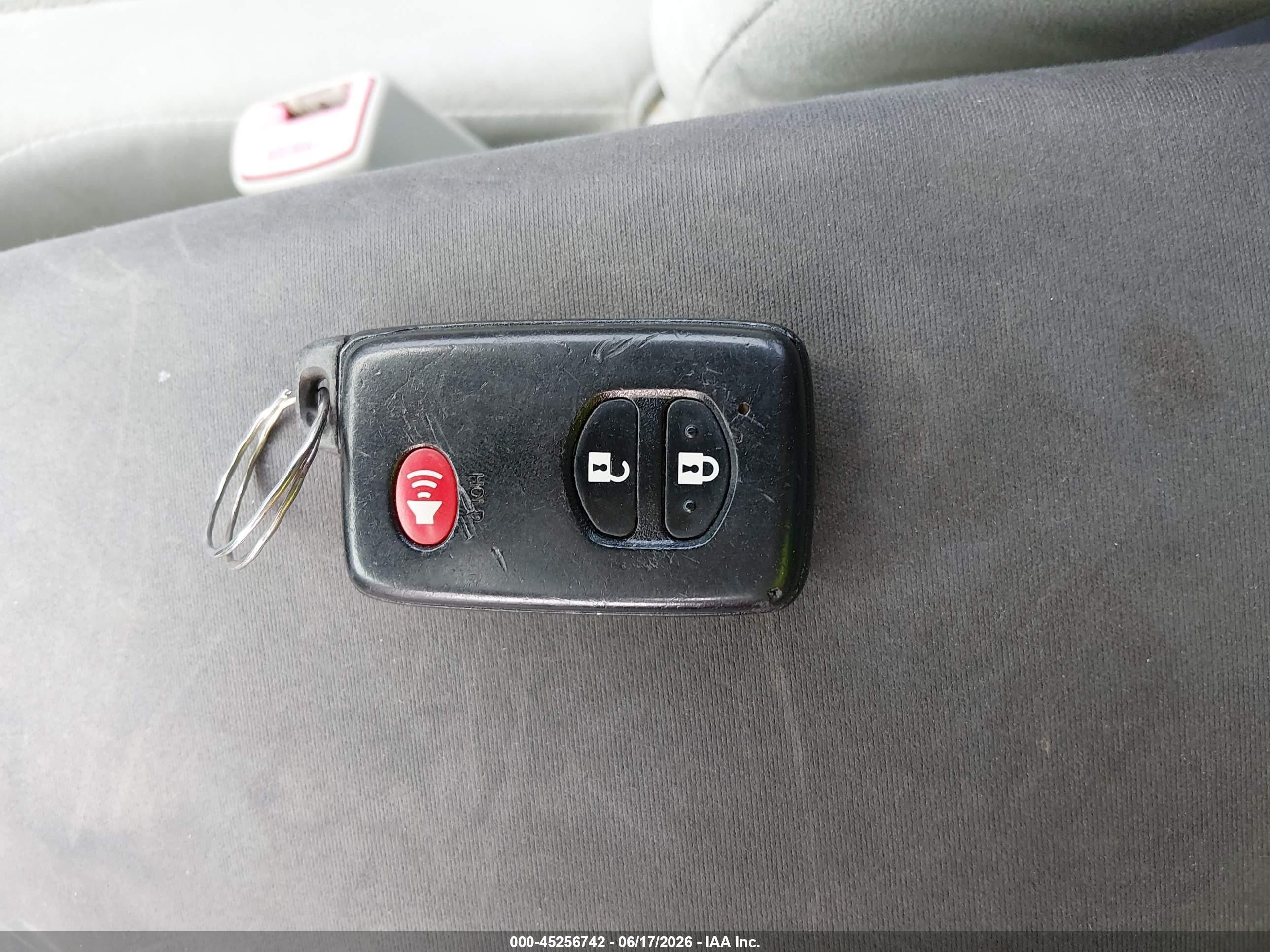 2010 Toyota Prius Ii Silver vin: JTDKN3DU6A0062822