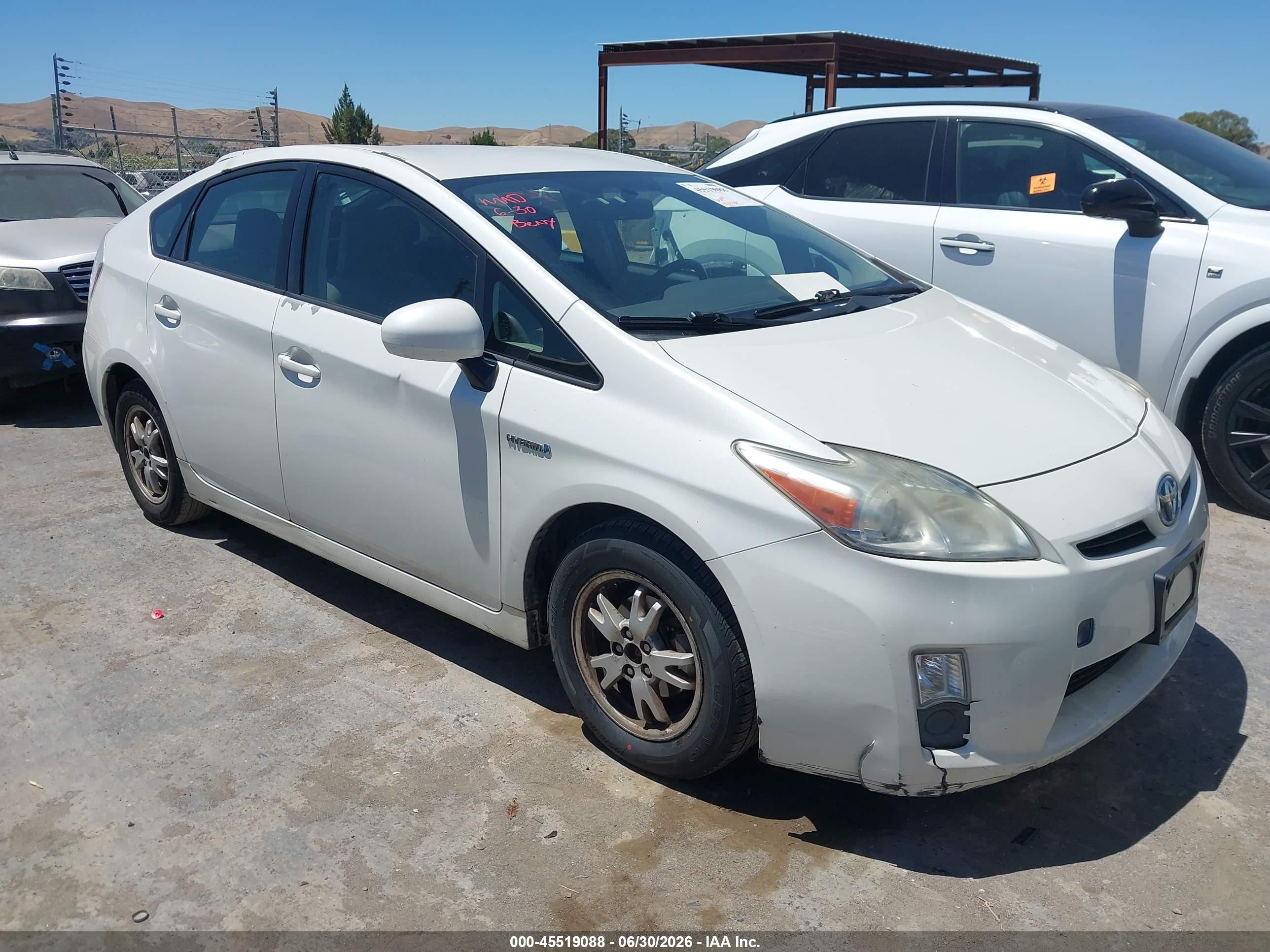 2010 Toyota Prius Ii White vin: JTDKN3DU6A0063727