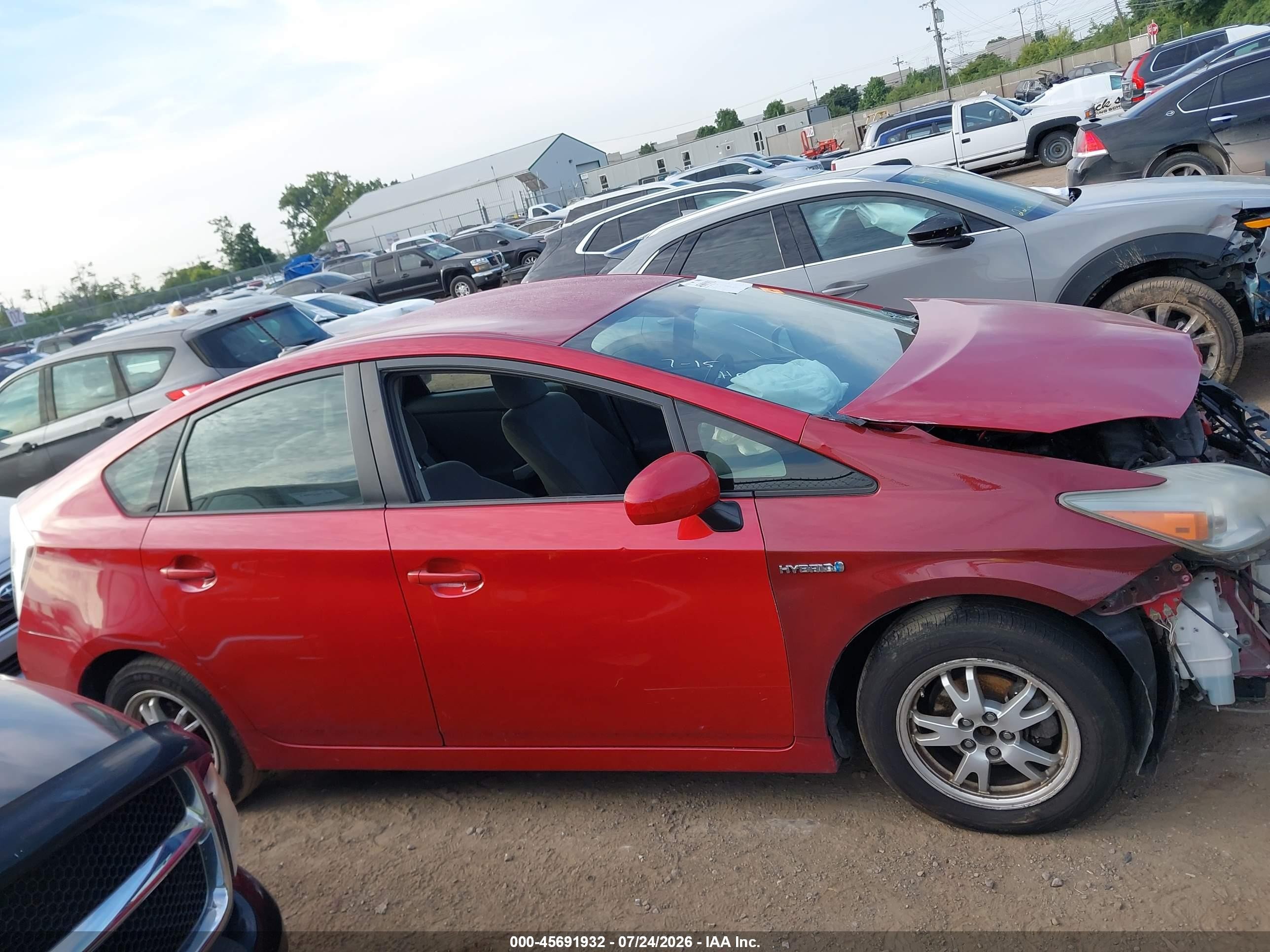 2010 Toyota Prius Iii Red vin: JTDKN3DU6A0067017