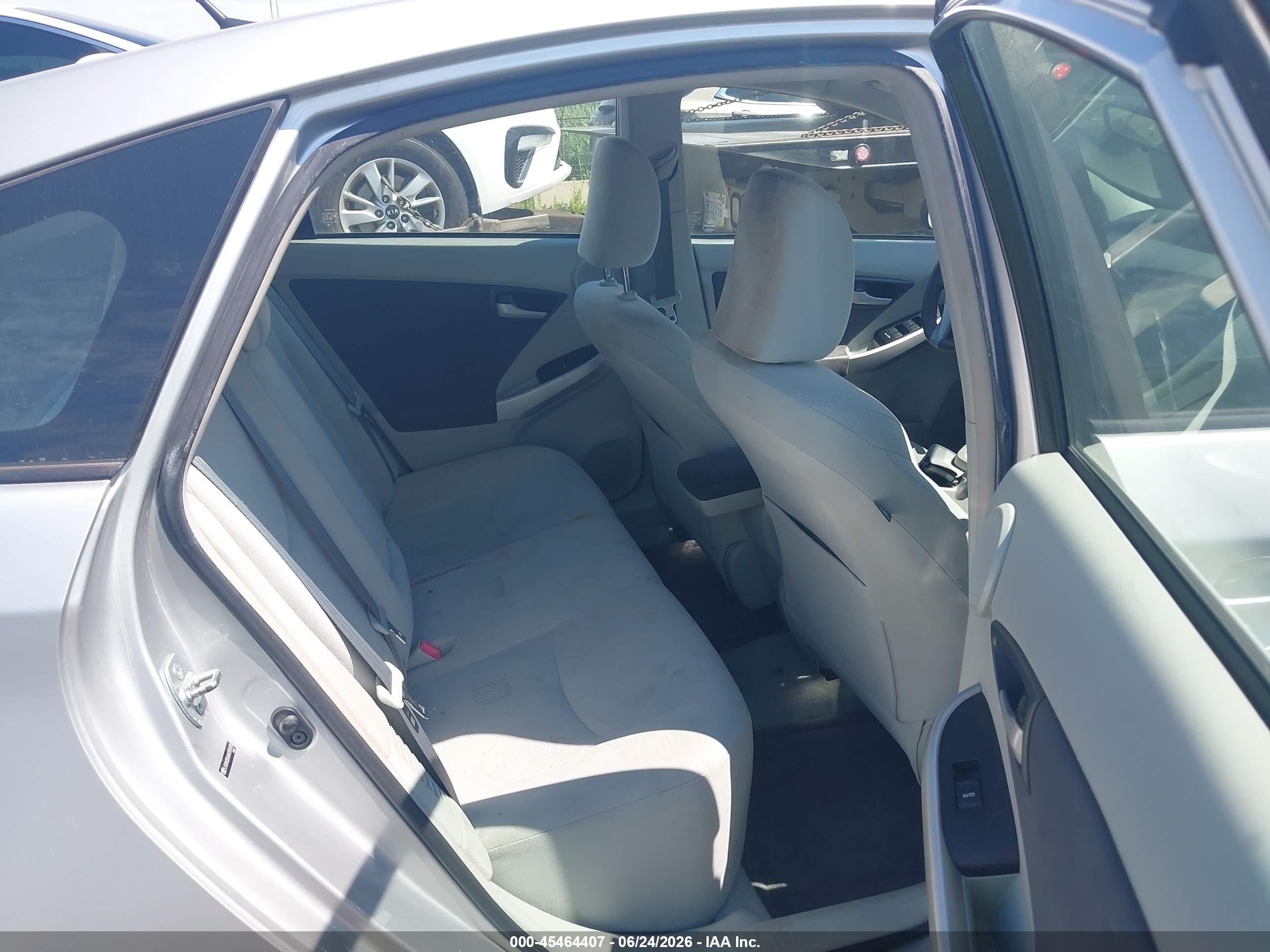 2010 Toyota Prius Iii Silver vin: JTDKN3DU6A0095495