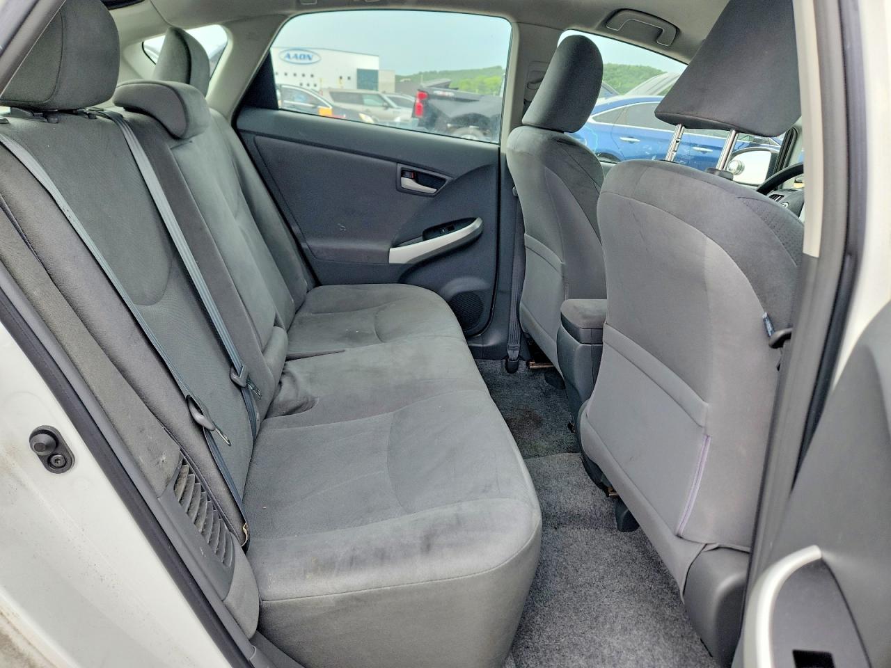 2010 Toyota Prius Ii White vin: JTDKN3DU6A0105412
