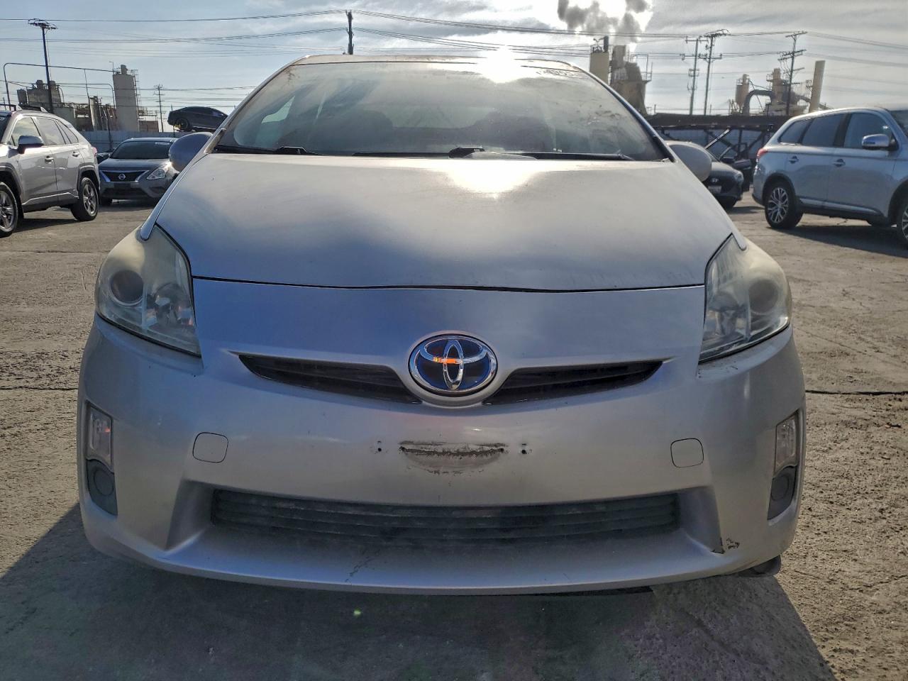 2010 Toyota Prius Silver vin: JTDKN3DU6A0116071