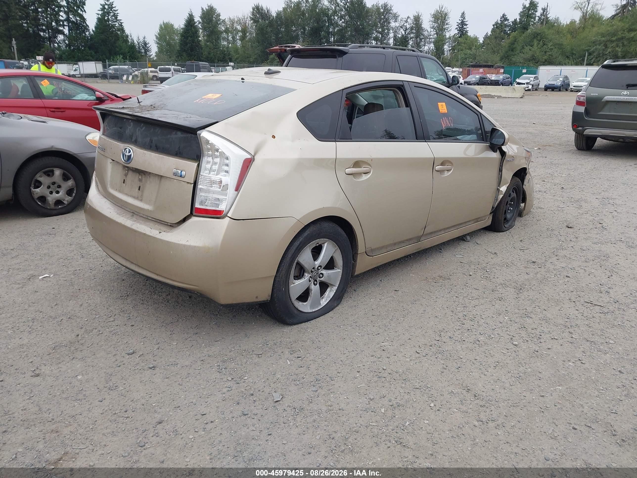 2010 Toyota Prius V Gold vin: JTDKN3DU6A0145327