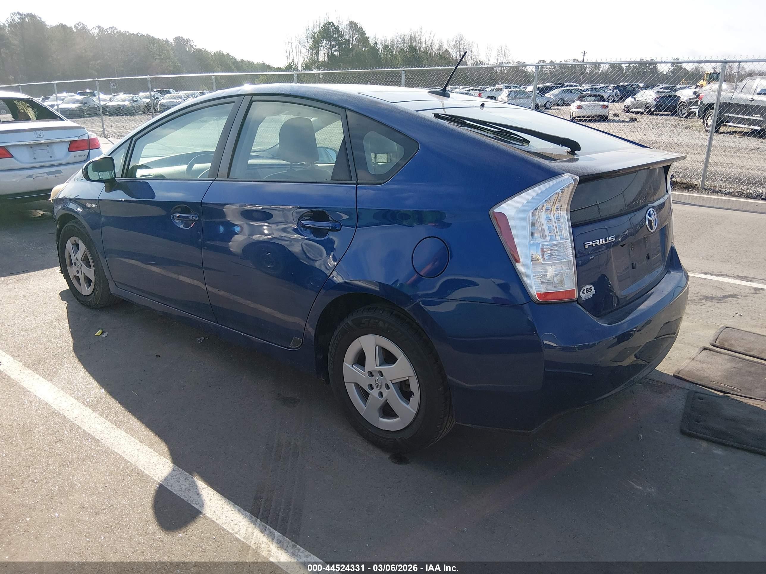 2010 Toyota Prius Iv Blue vin: JTDKN3DU6A0155775