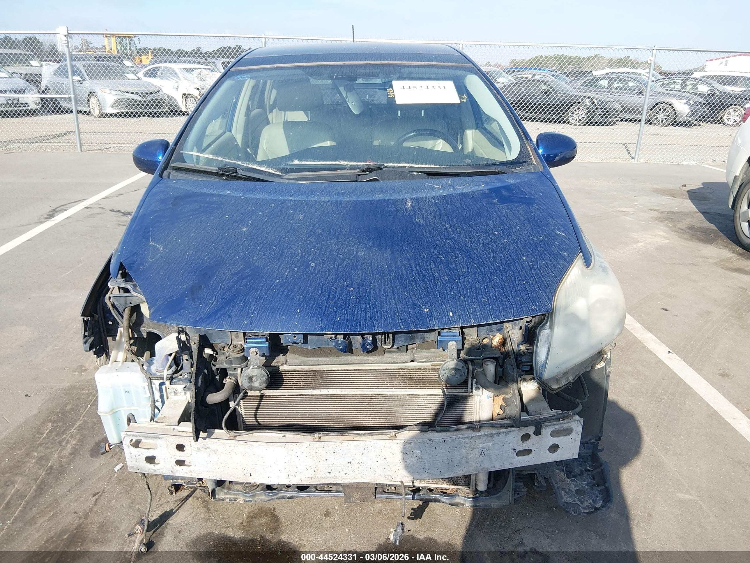 2010 Toyota Prius Iv Blue vin: JTDKN3DU6A0155775