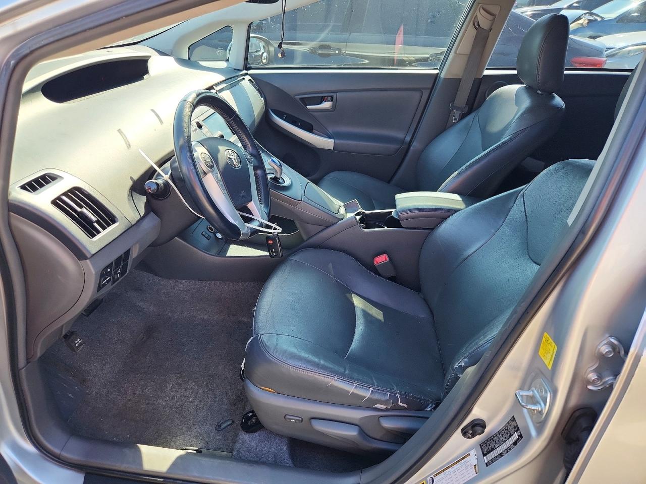 2010 Toyota Prius Iv Silver vin: JTDKN3DU6A0179011