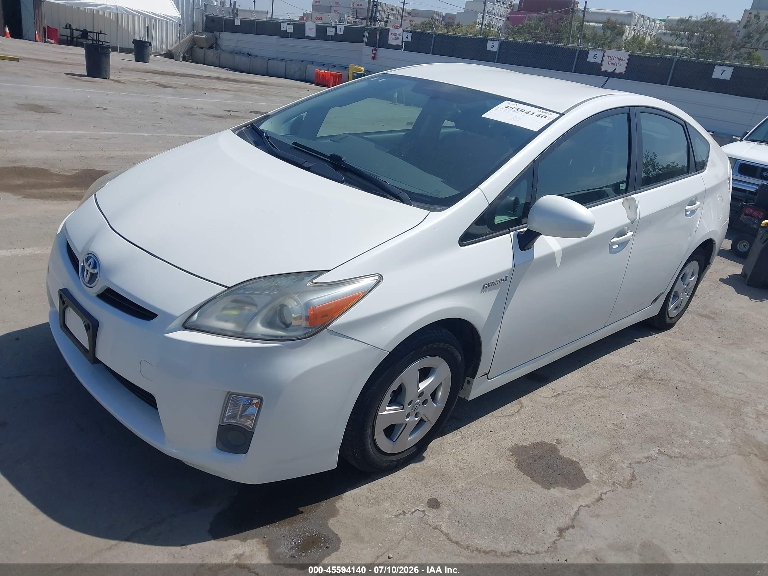 2010 Toyota Prius Ii White vin: JTDKN3DU6A0179431