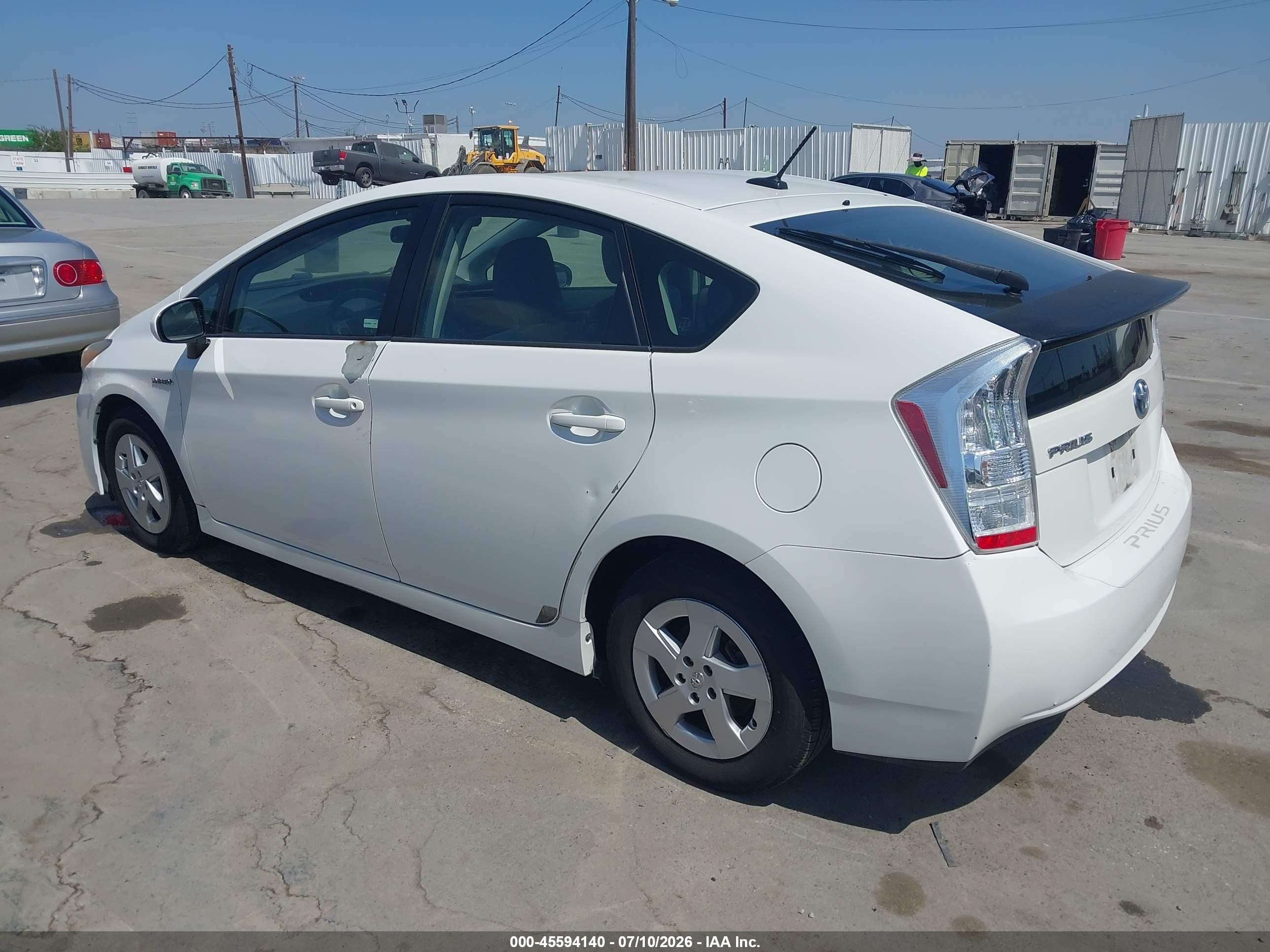 2010 Toyota Prius Ii White vin: JTDKN3DU6A0179431