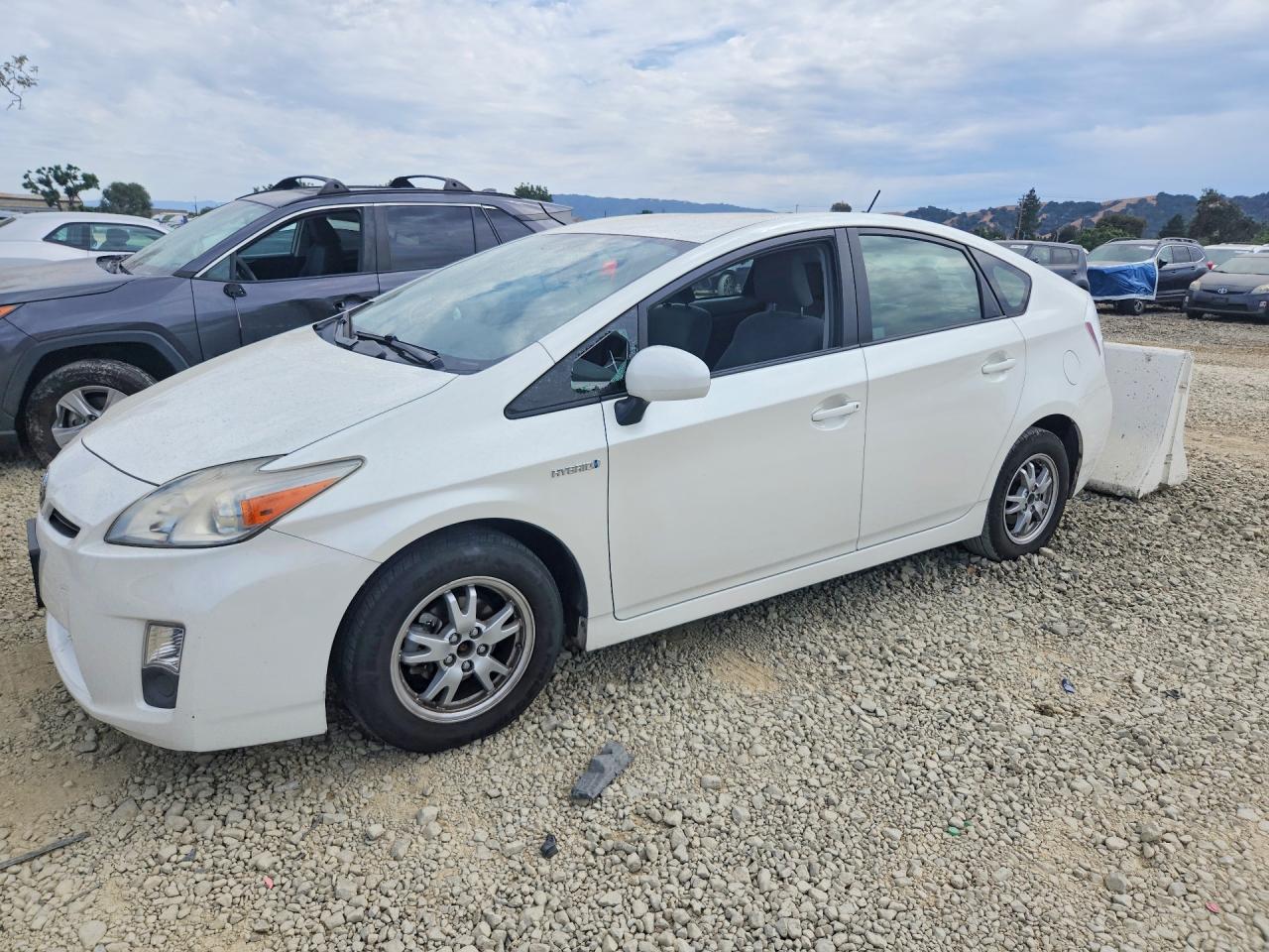 2010 Toyota Prius Iii White vin: JTDKN3DU6A0223217