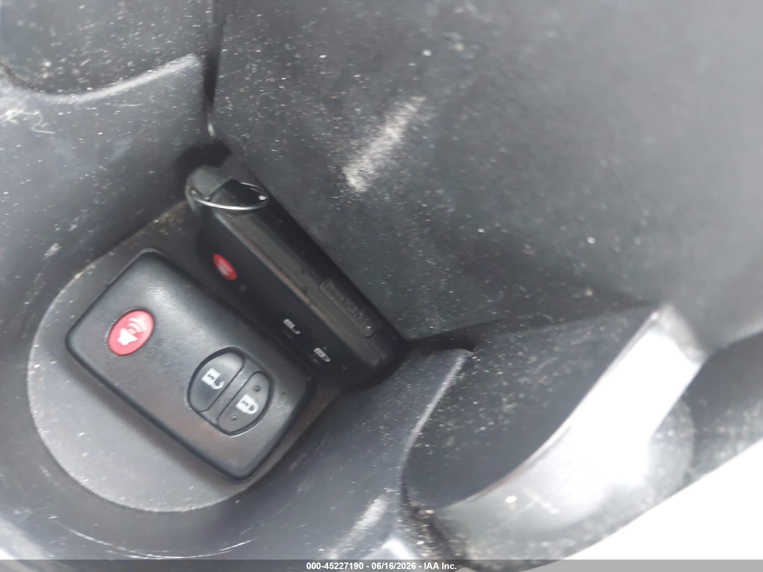 2010 Toyota Prius Iii Black vin: JTDKN3DU6A0235979