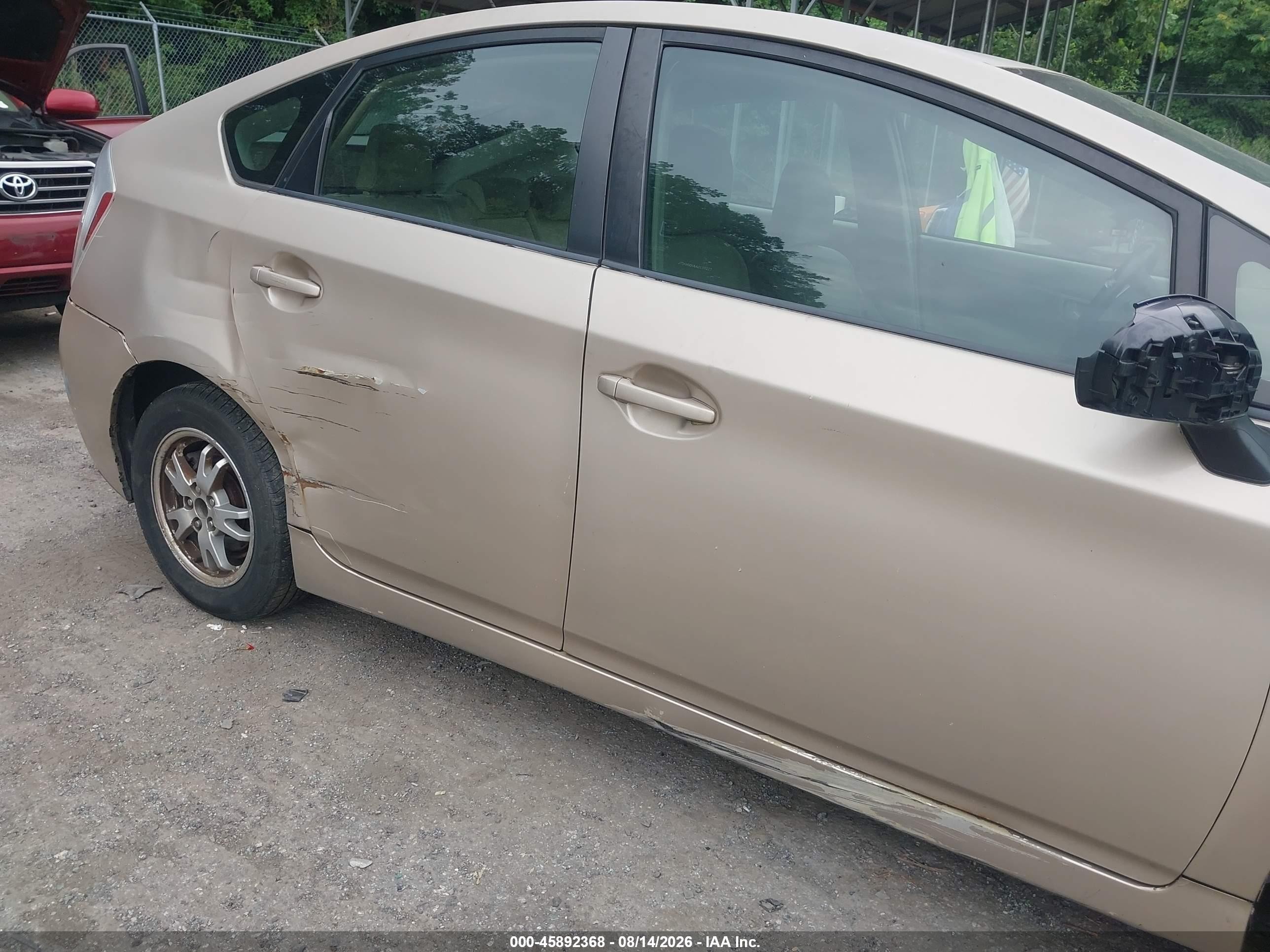 2010 Toyota Prius Ii Gold vin: JTDKN3DU6A1006230