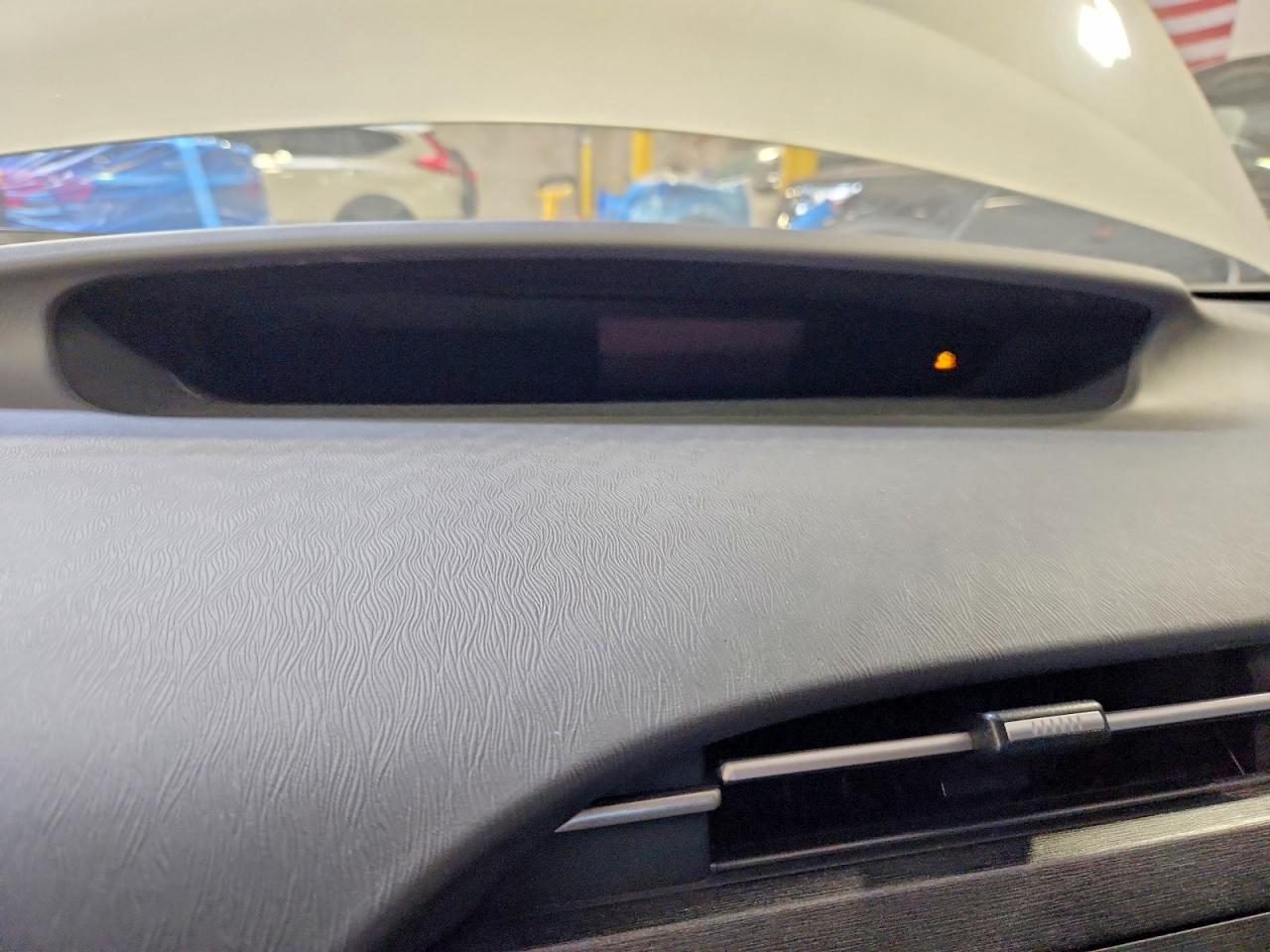 2010 Toyota Prius Iii Серебряный vin: JTDKN3DU6A5007774