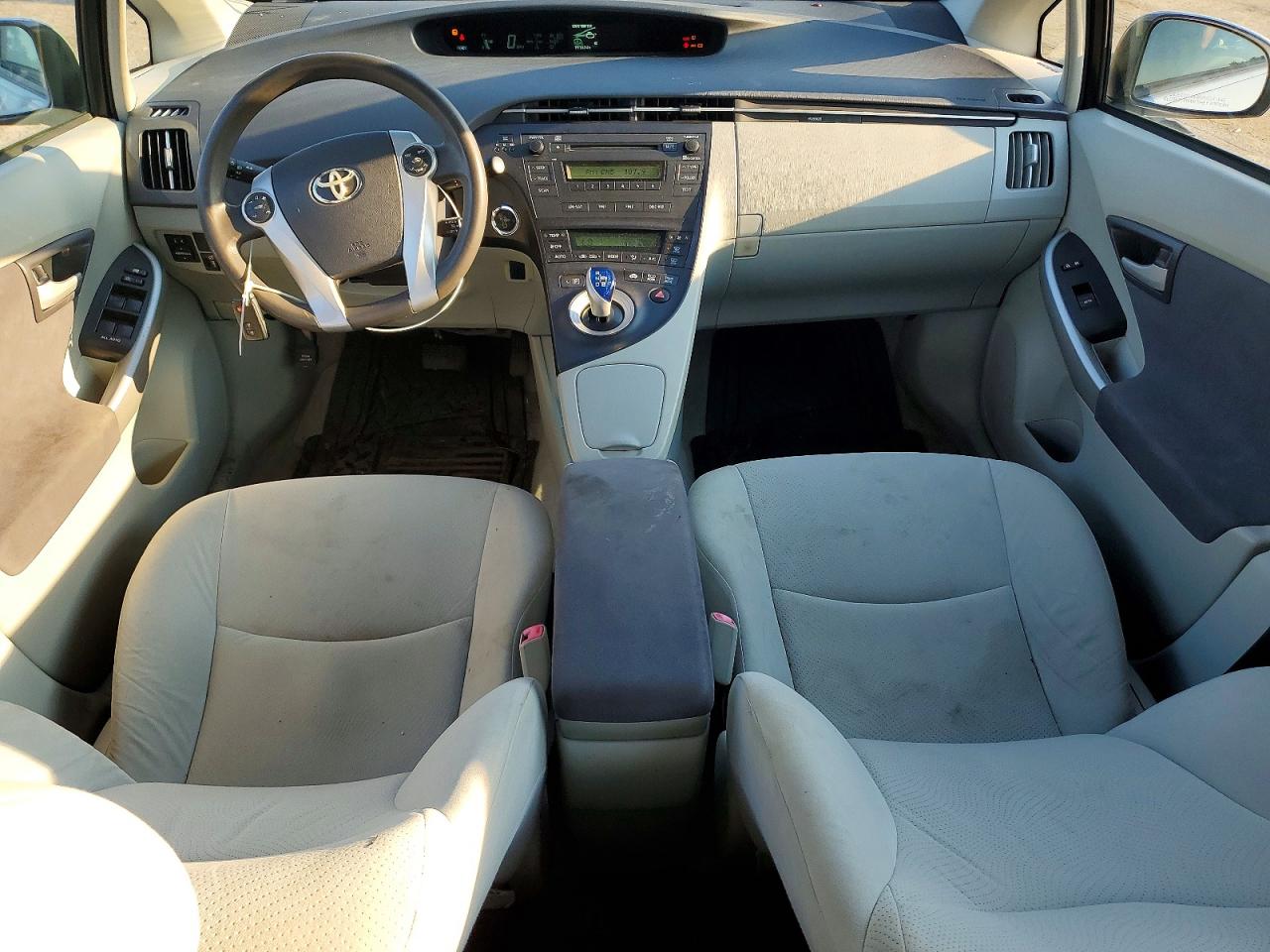 2010 Toyota Prius Ii Silver vin: JTDKN3DU6A5157643