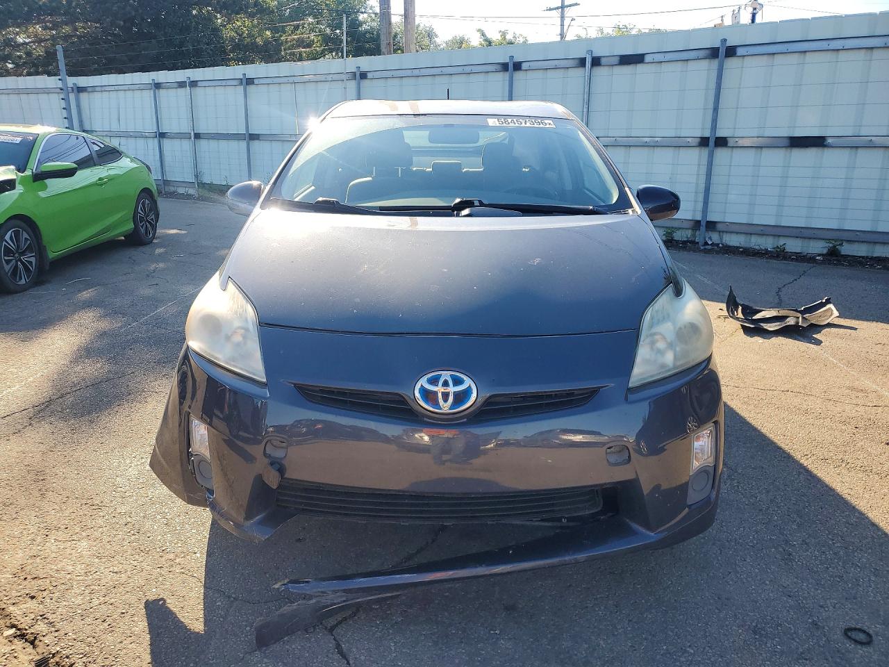 2011 Toyota Prius Two Gray vin: JTDKN3DU6B0248183