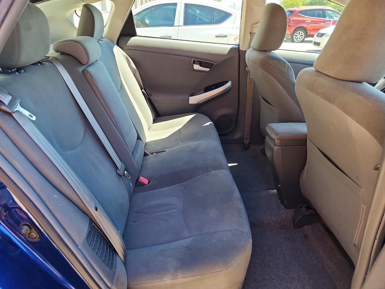 2011 Toyota Prius Two Синий vin: JTDKN3DU6B0266781