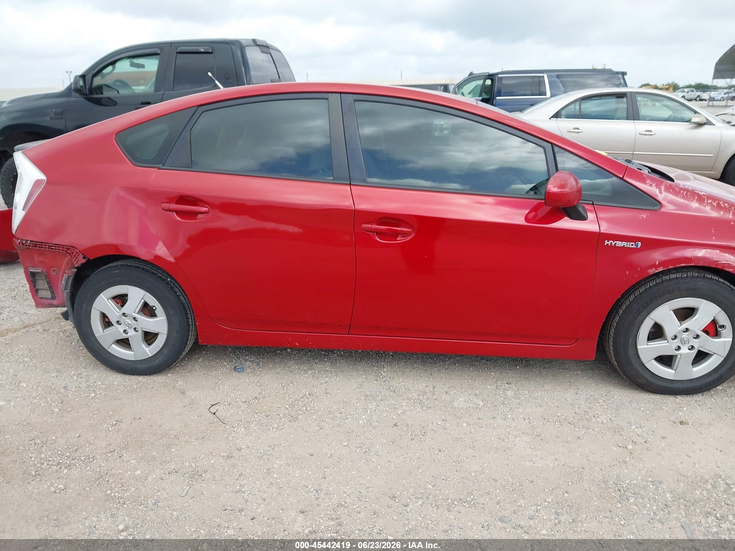 2011 Toyota Prius Three Red vin: JTDKN3DU6B0297948