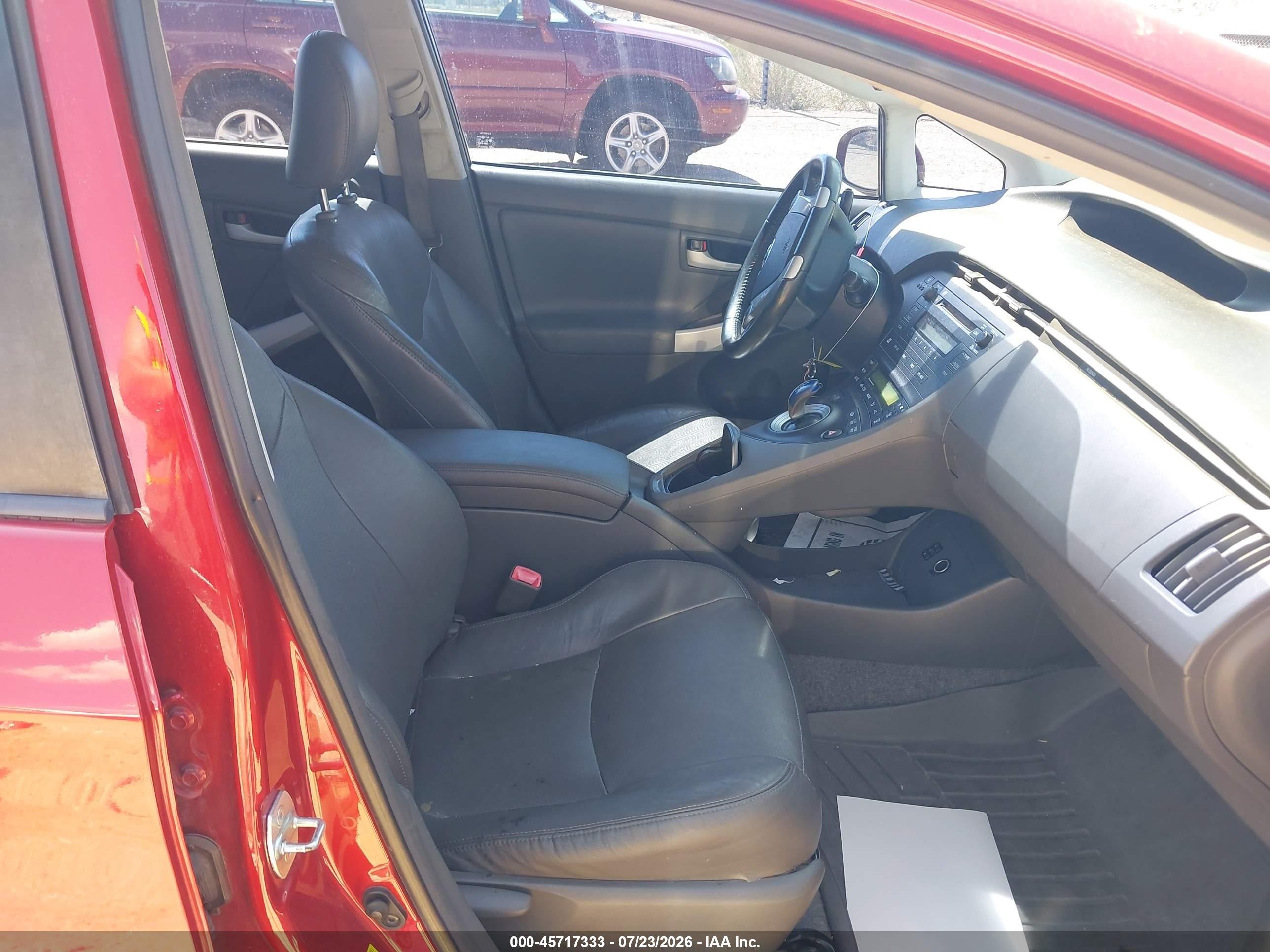 2011 Toyota Prius Four Red vin: JTDKN3DU6B0307040