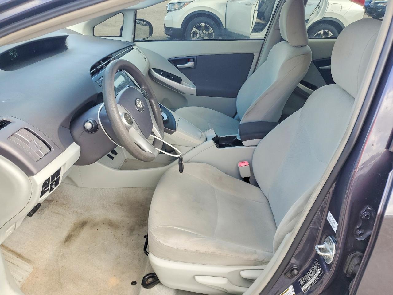 2011 Toyota Prius Three Gray vin: JTDKN3DU6B0312464