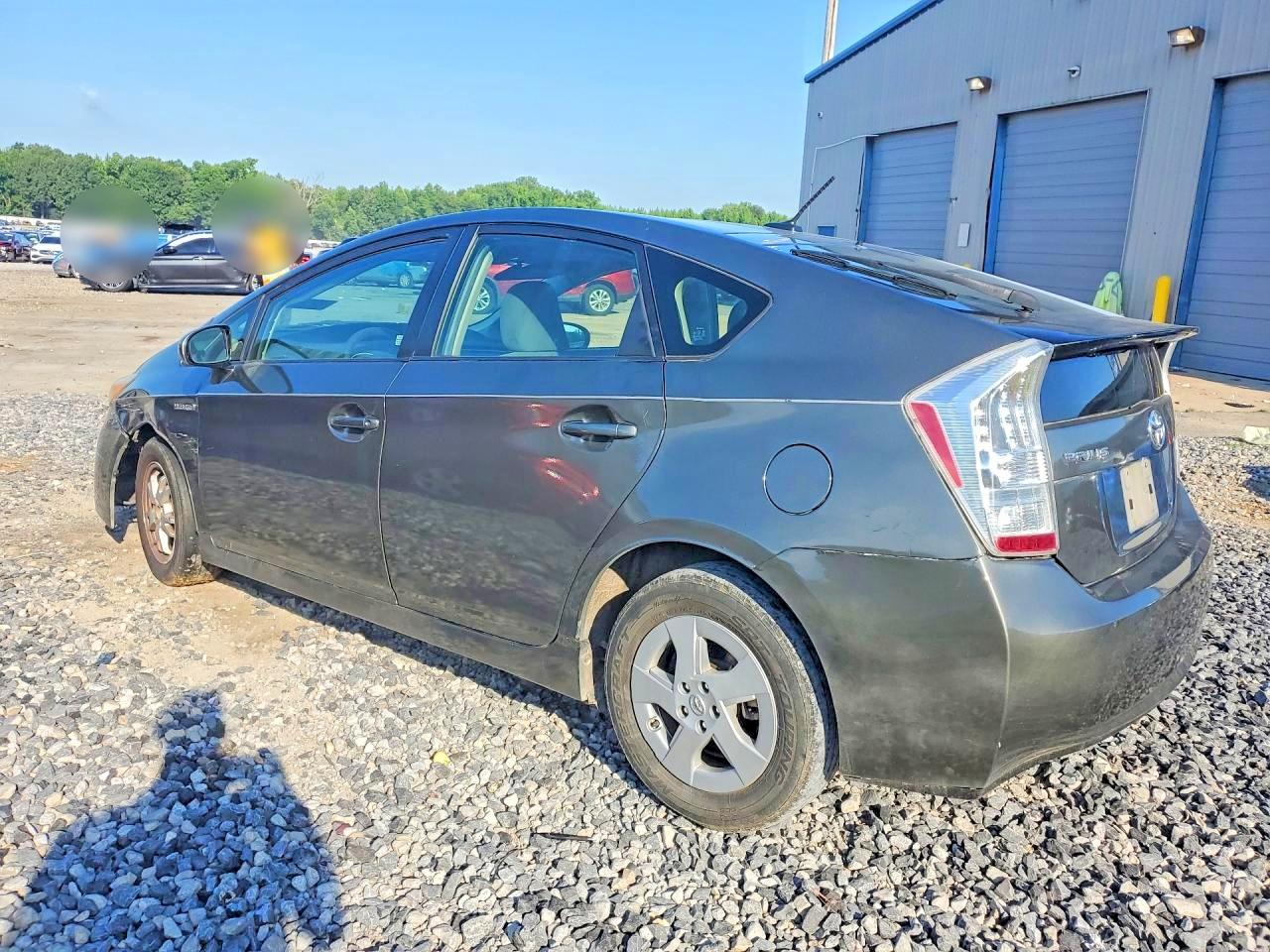 2011 Toyota Prius Three Gray vin: JTDKN3DU6B0322783