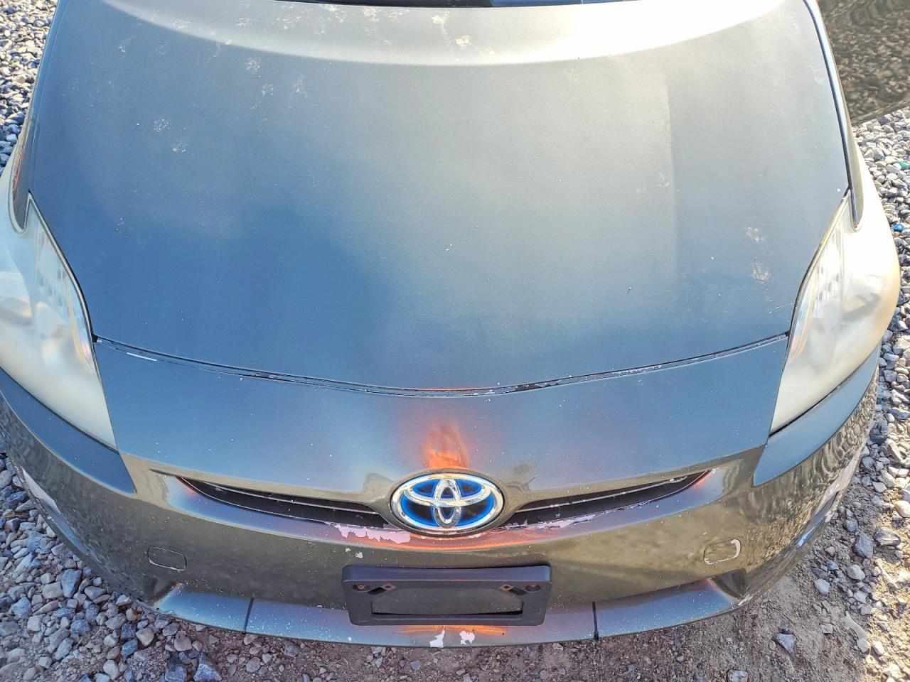 2011 Toyota Prius Three Gray vin: JTDKN3DU6B0322783