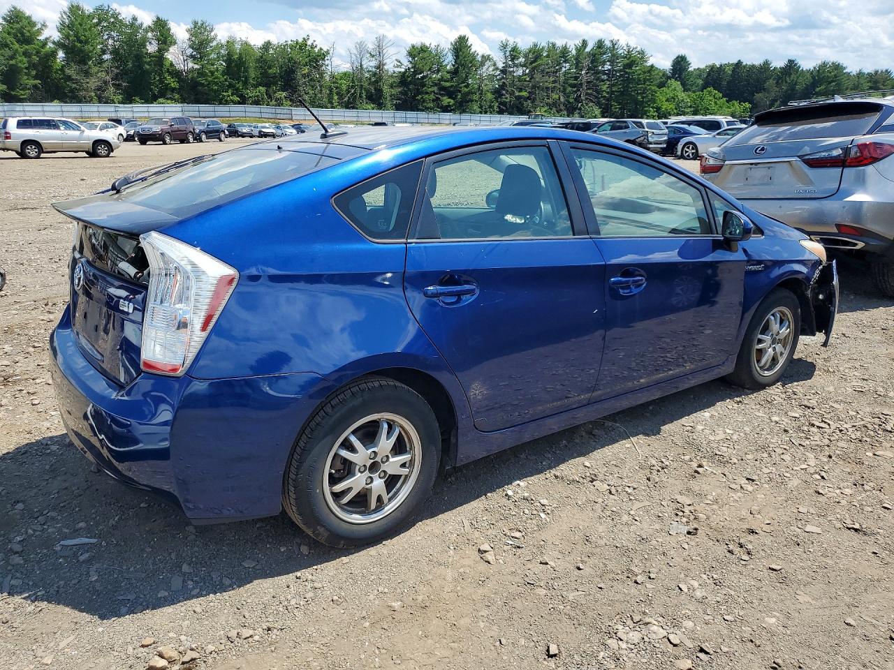 2011 Toyota Prius Two Blue vin: JTDKN3DU6B0324243