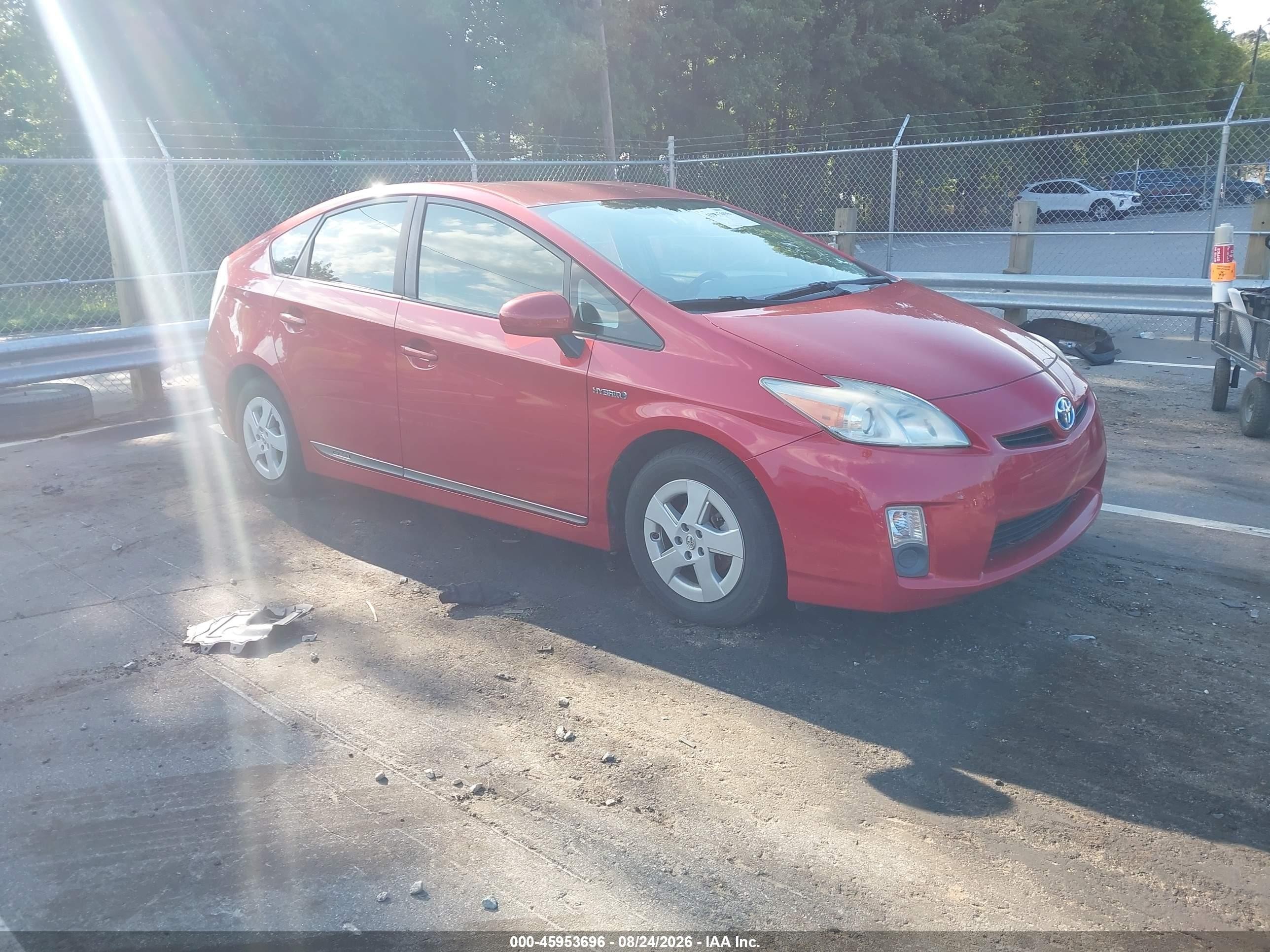 2011 Toyota Prius Four Red vin: JTDKN3DU6B0325831
