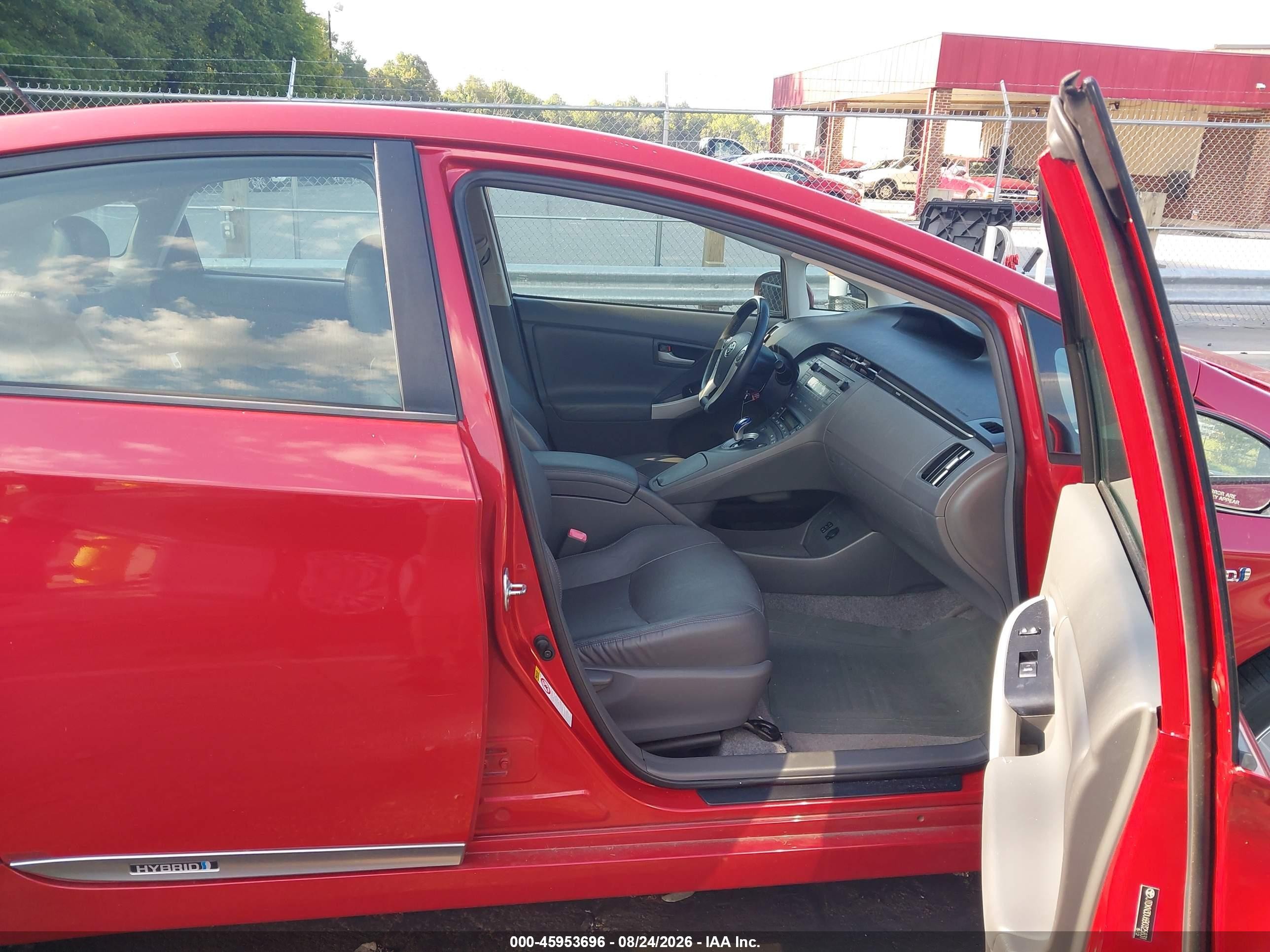 2011 Toyota Prius Four Red vin: JTDKN3DU6B0325831