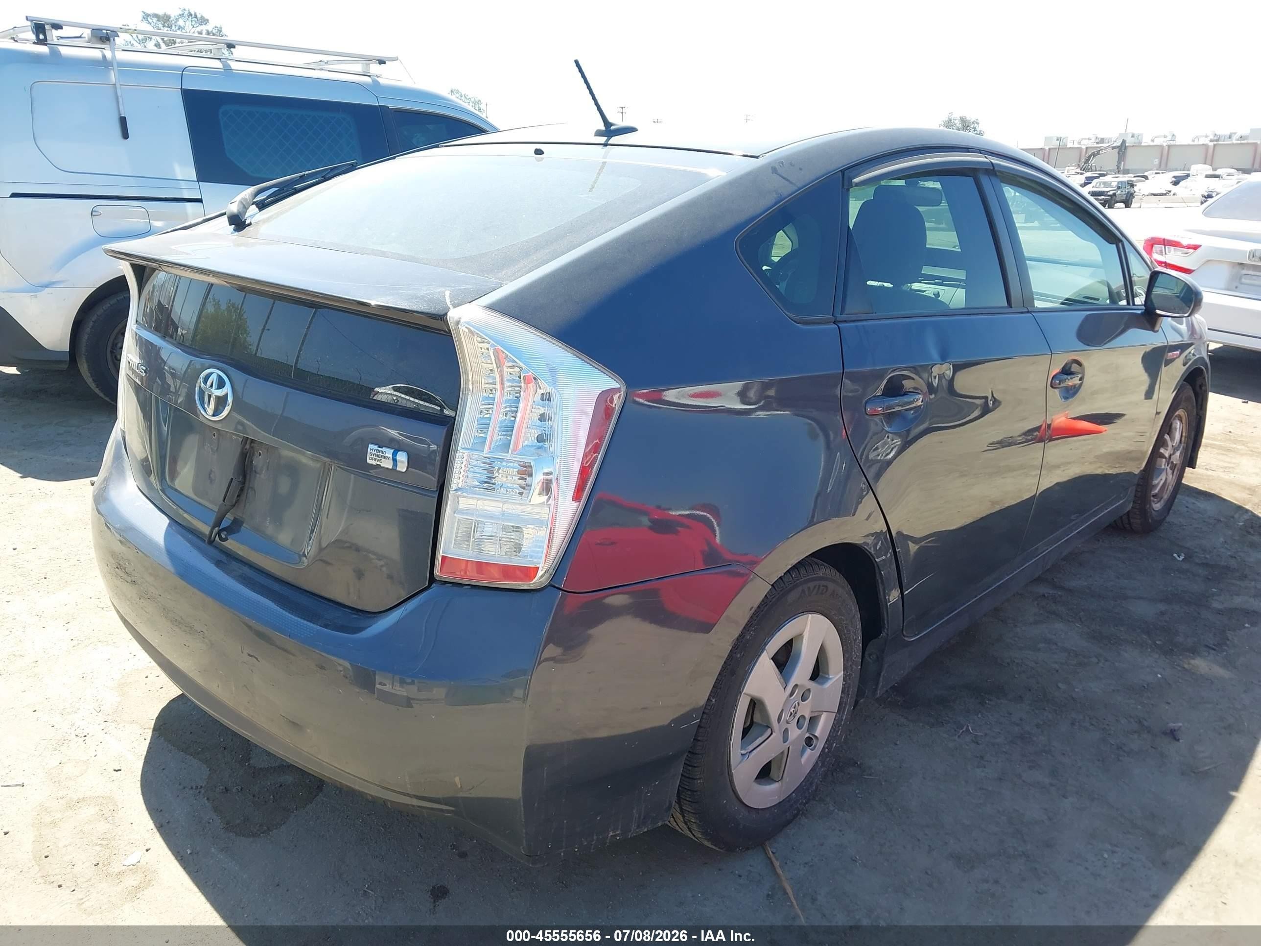 2011 Toyota Prius Two Серый vin: JTDKN3DU6B1369581