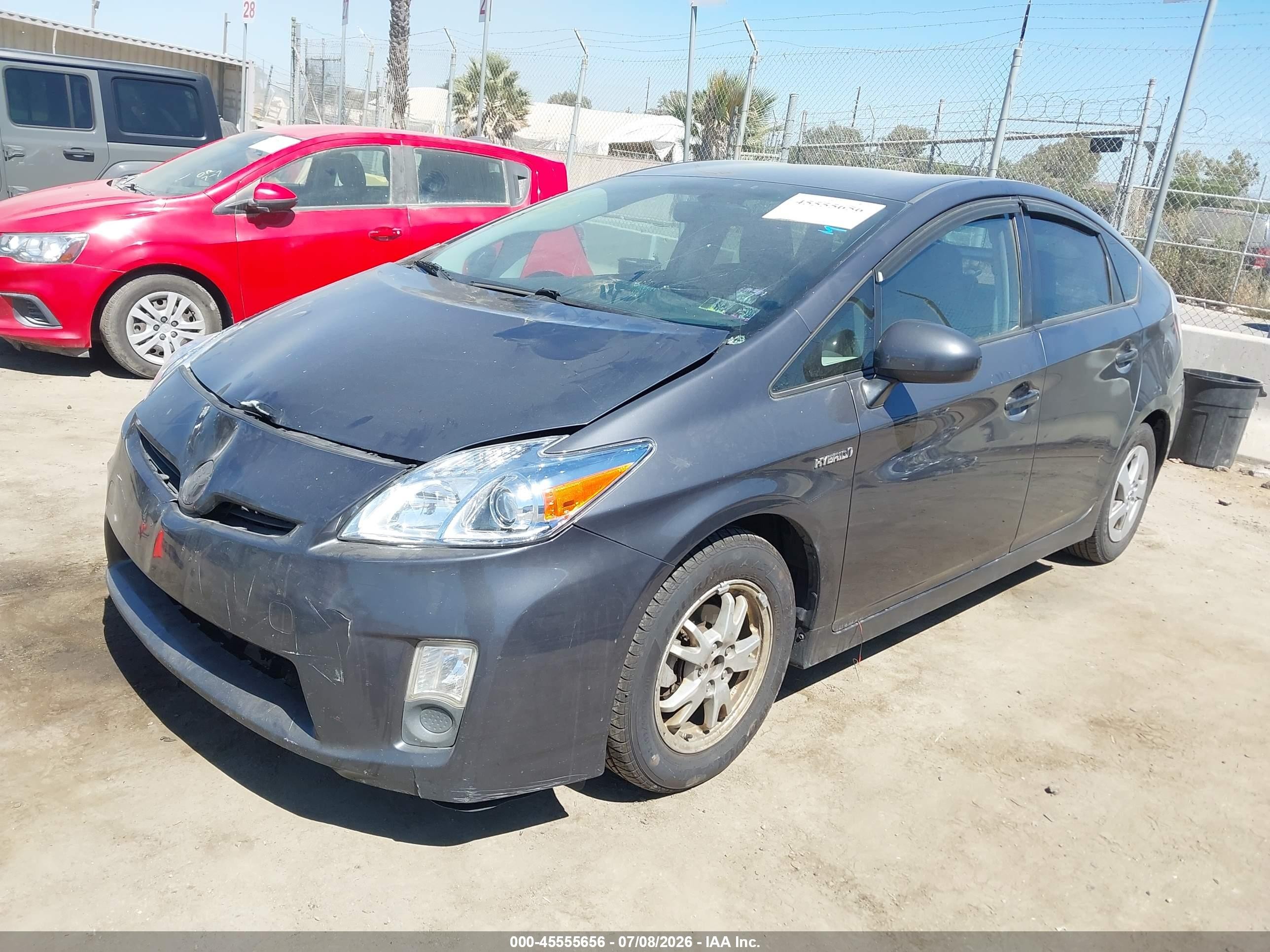 2011 Toyota Prius Two Серый vin: JTDKN3DU6B1369581