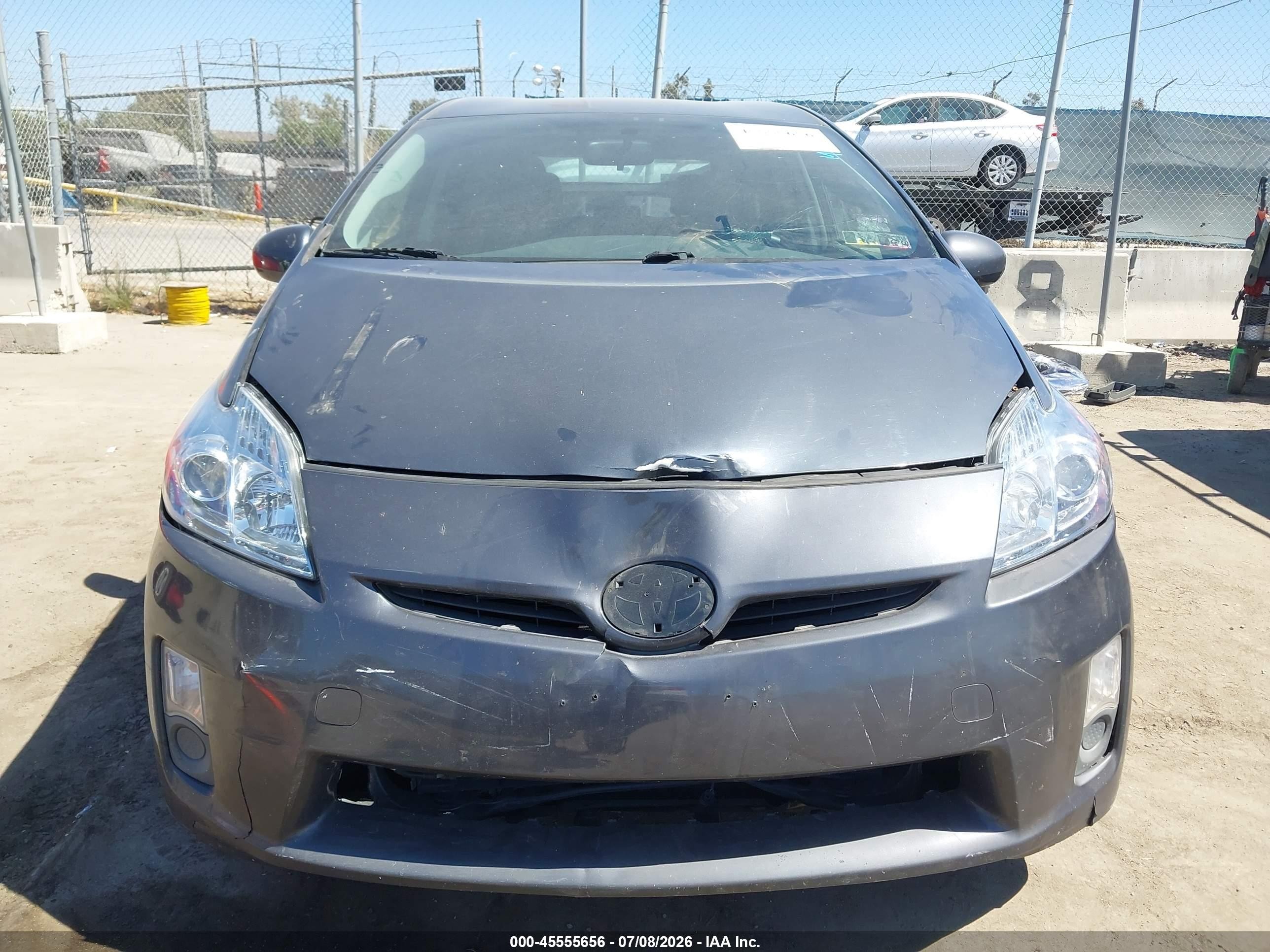 2011 Toyota Prius Two Серый vin: JTDKN3DU6B1369581