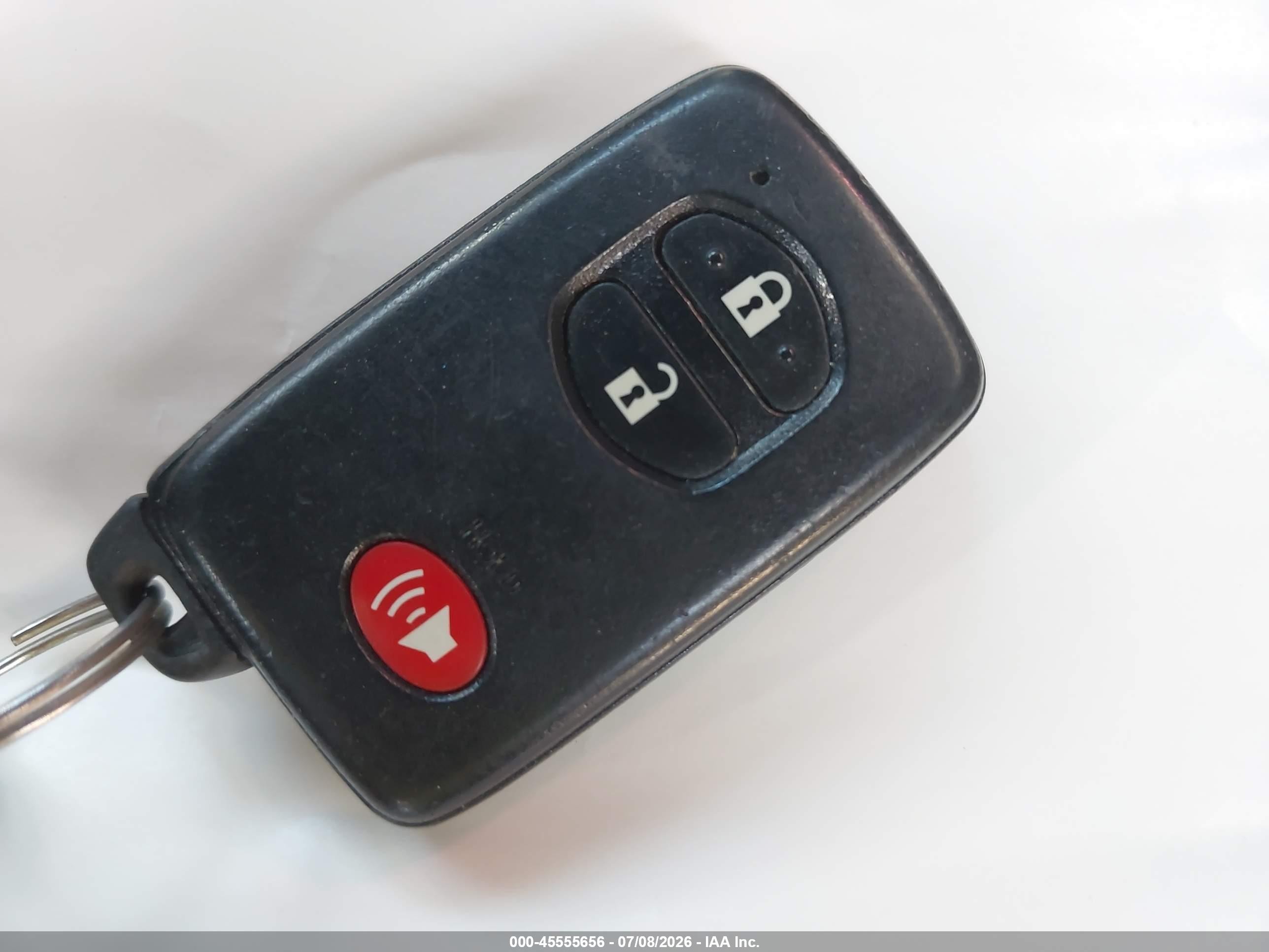 2011 Toyota Prius Two Серый vin: JTDKN3DU6B1369581