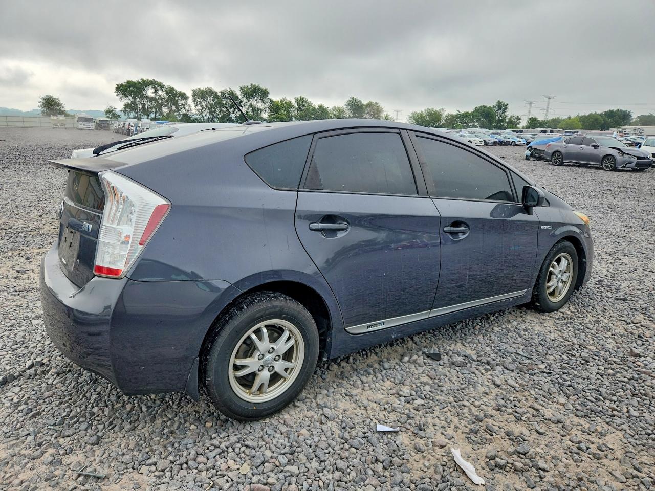 2011 Toyota Prius Four Gray vin: JTDKN3DU6B1375817