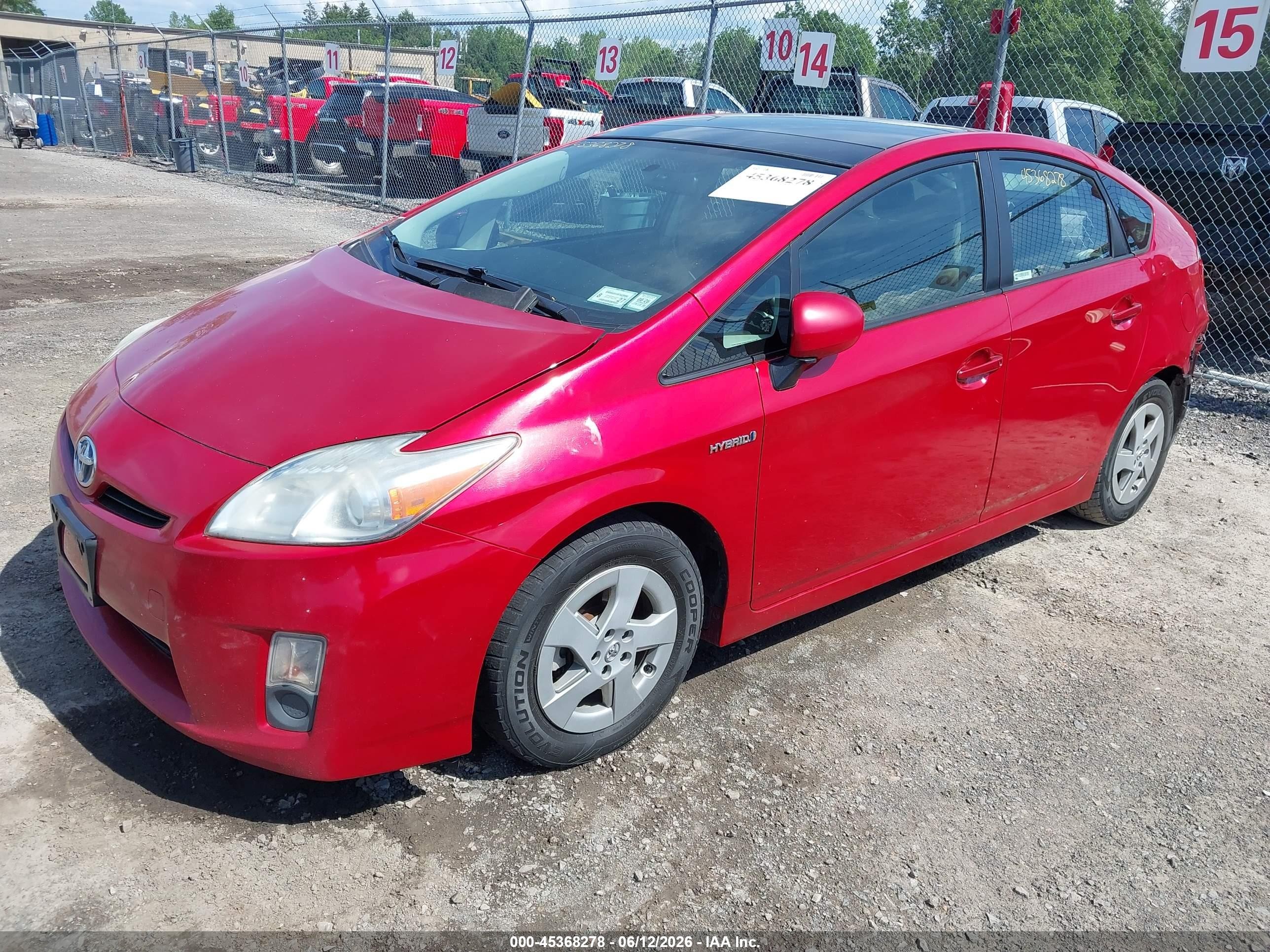 2011 Toyota Prius Three Red vin: JTDKN3DU6B1410811